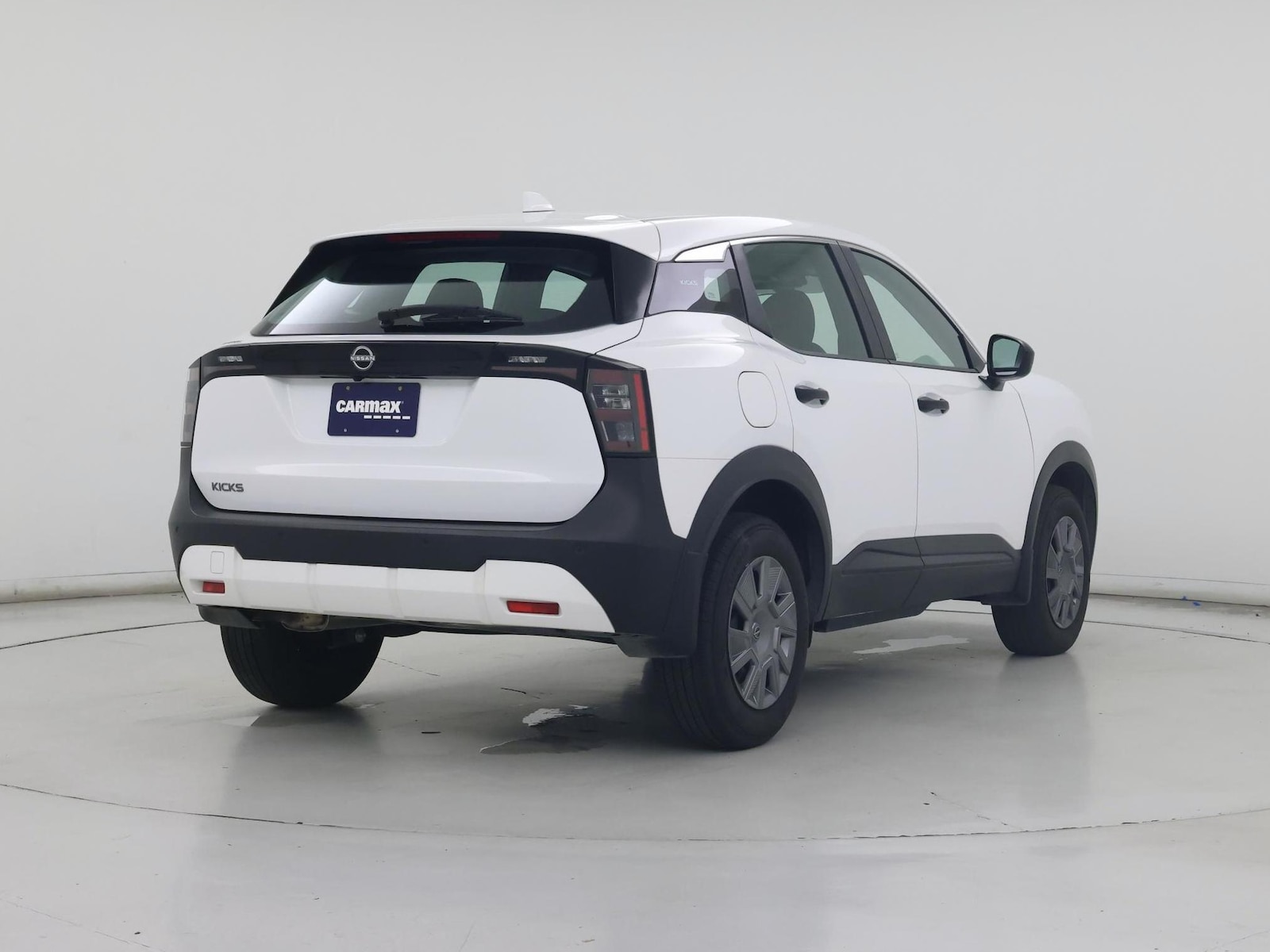 2025 Nissan Kicks S - Photo 9
