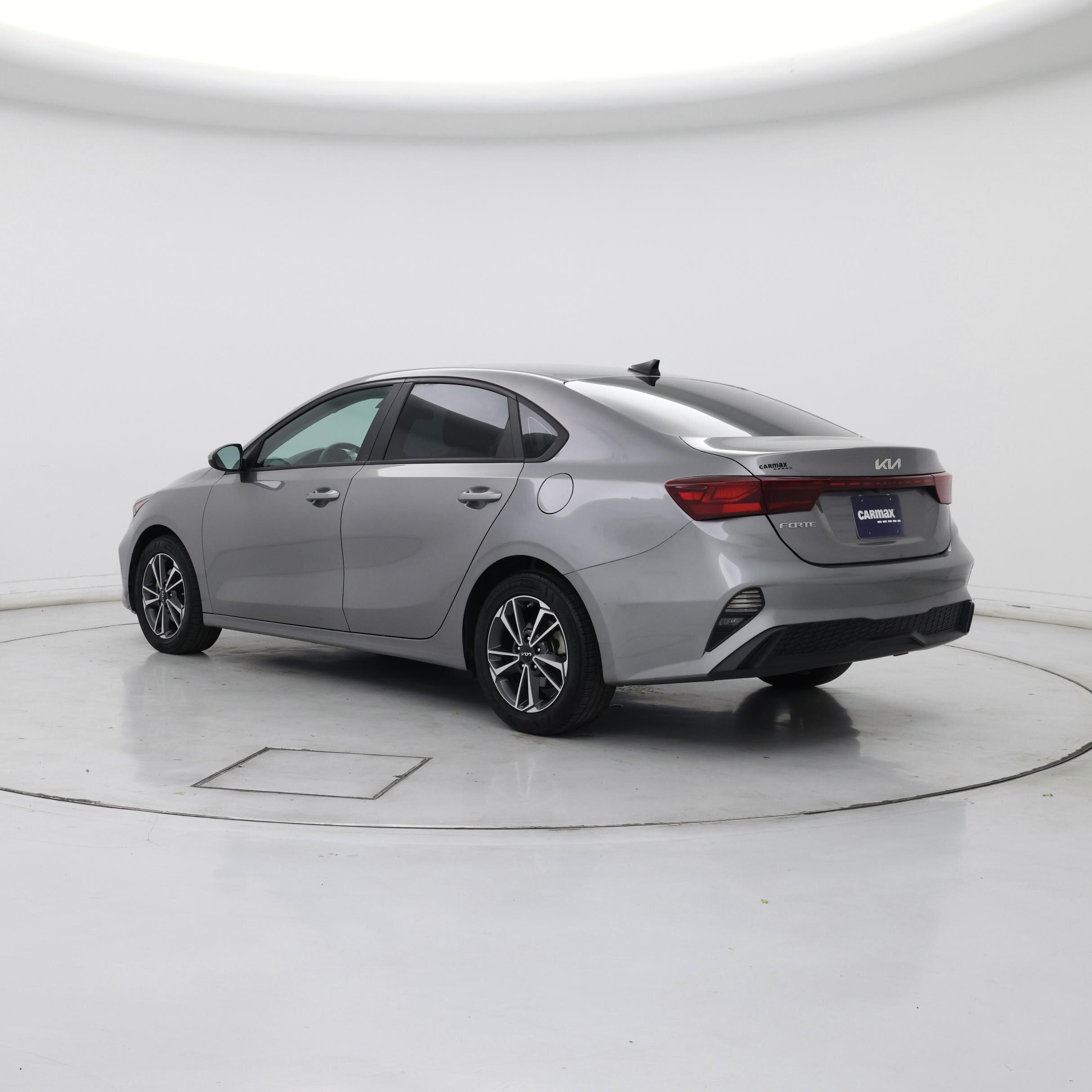 Thumbnail: 2023 Kia Forte - 2
