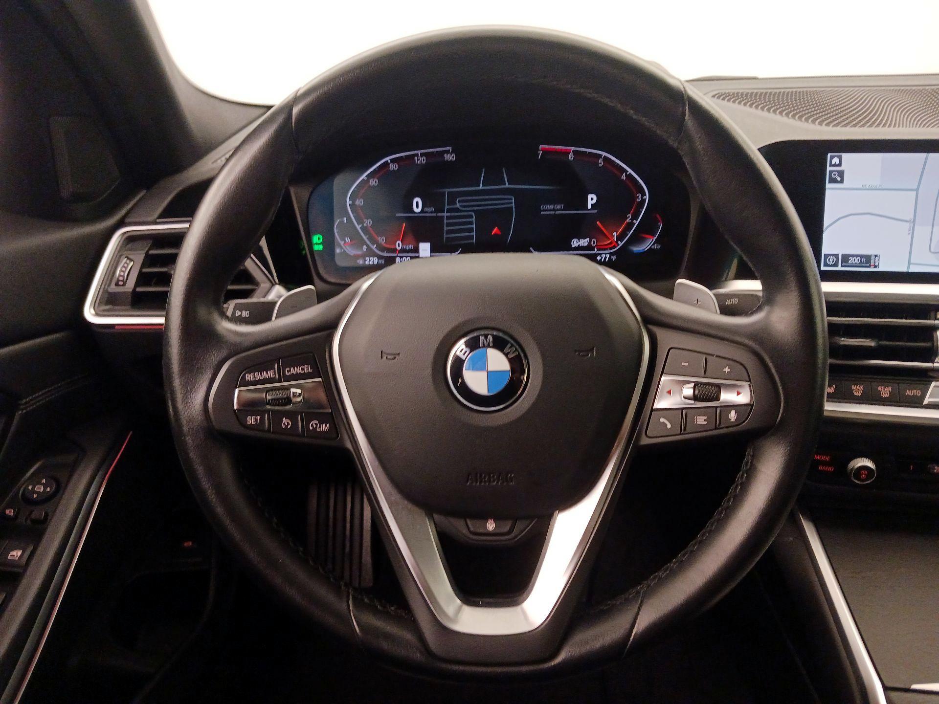 Thumbnail: 2021 BMW 3 Series - 10