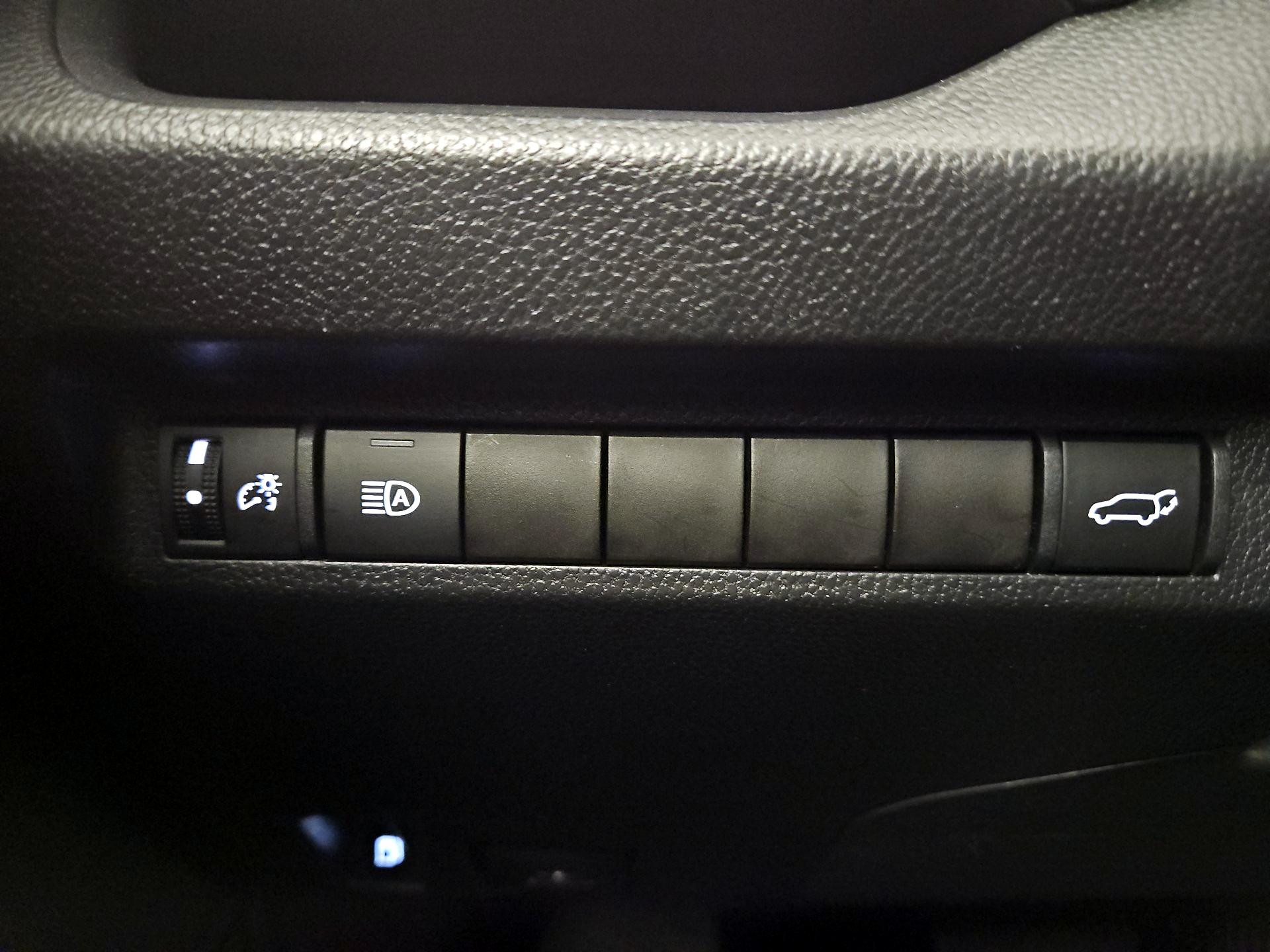 Thumbnail: 2024 Toyota RAV4 - 13