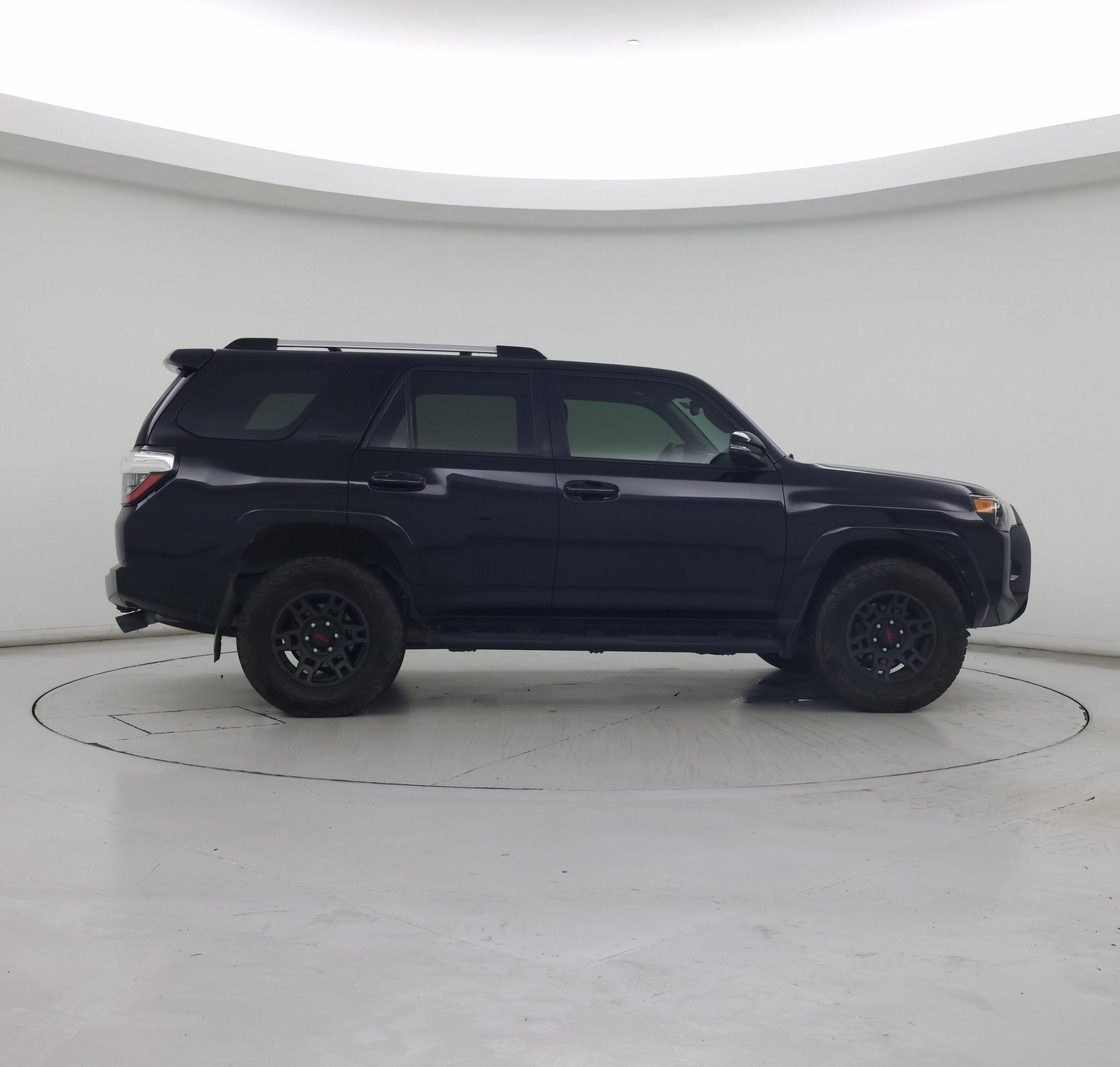 Thumbnail: 2023 Toyota 4Runner - 7