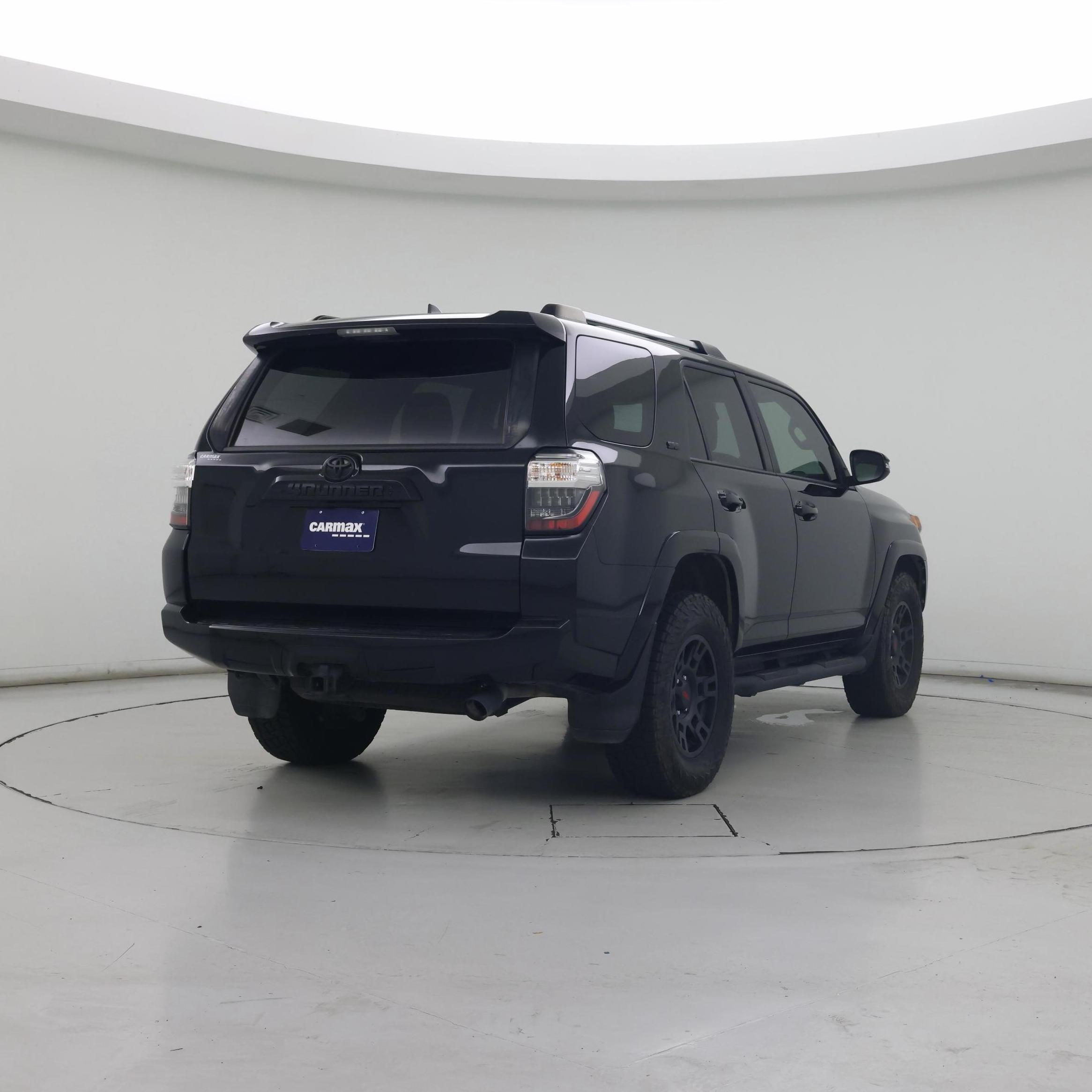 Thumbnail: 2023 Toyota 4Runner - 8