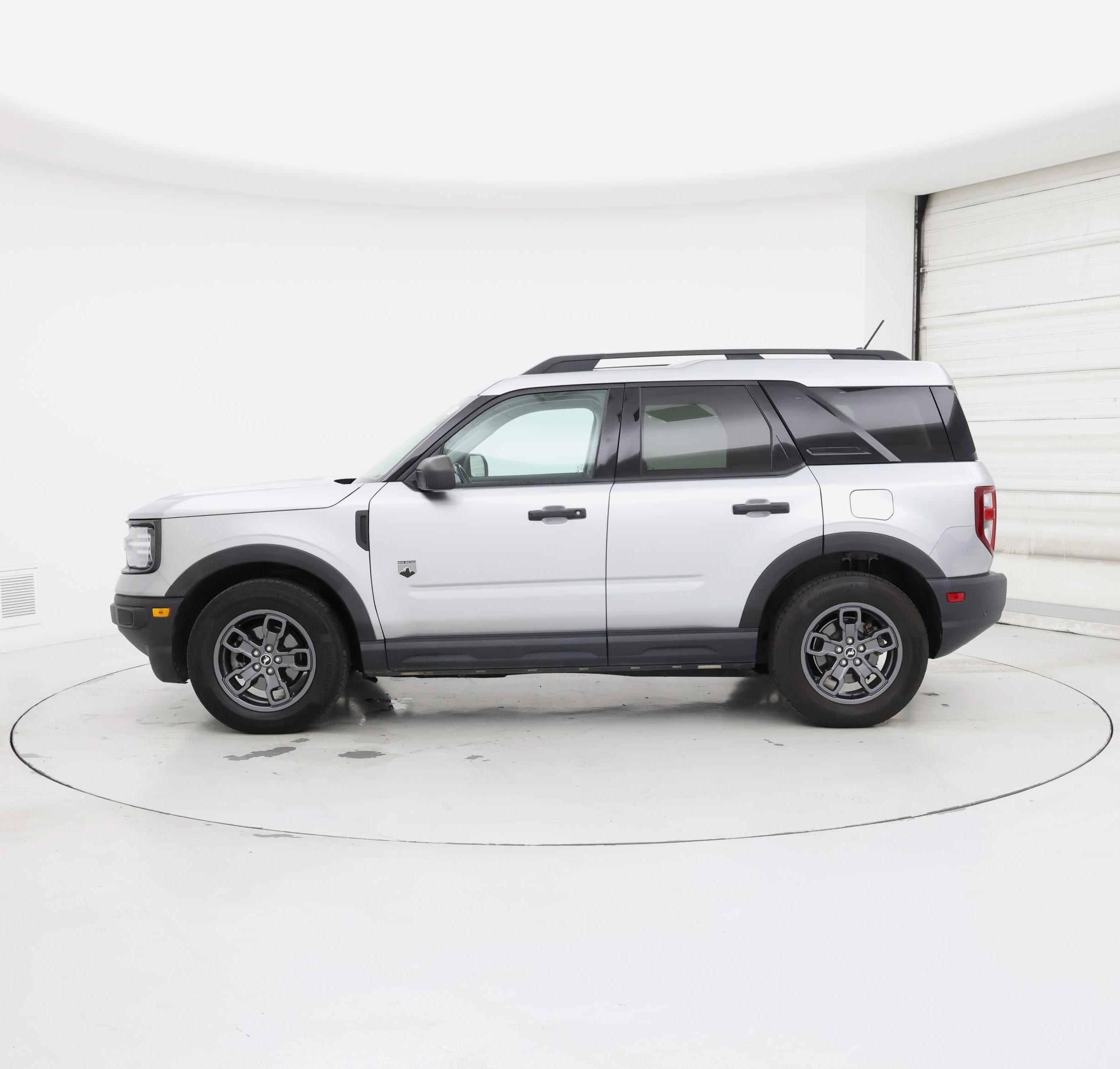 Thumbnail: 2022 Ford Bronco Sport - 3