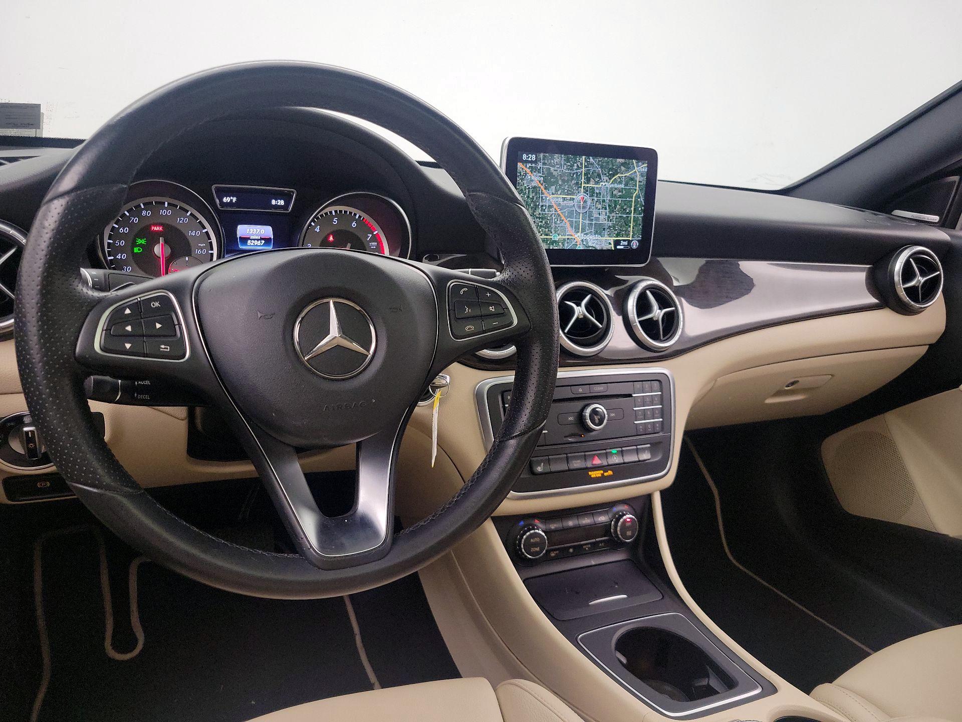 Thumbnail: 2016 Mercedes-Benz CLA - 9