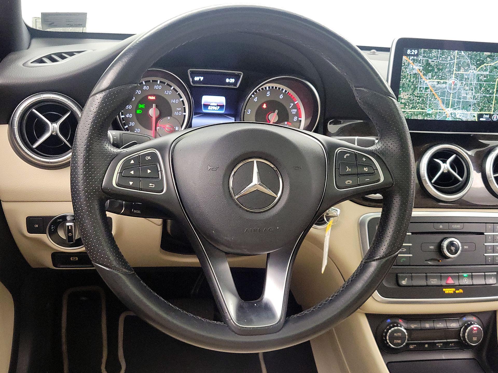 Thumbnail: 2016 Mercedes-Benz CLA - 10