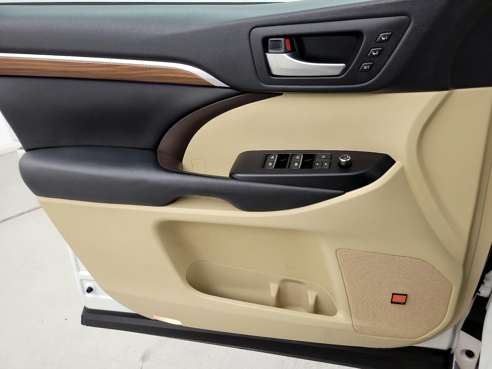 2018 Toyota Highlander Limited Platinum - Photo 13