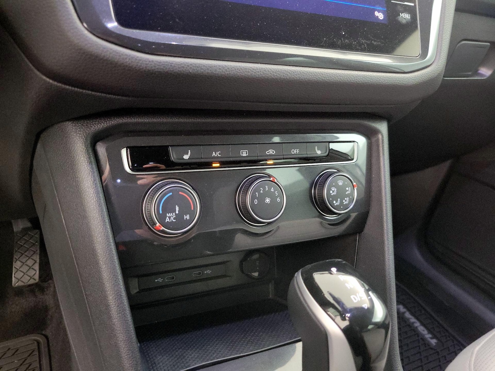 2024 Volkswagen Tiguan S - Photo 16