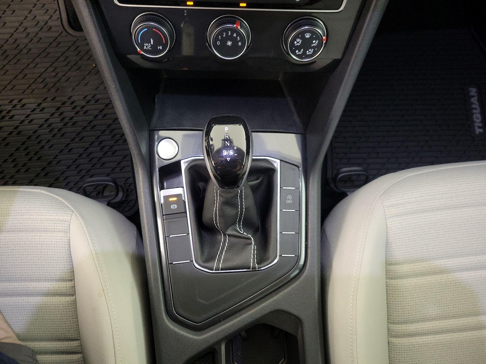2024 Volkswagen Tiguan S - Photo 17