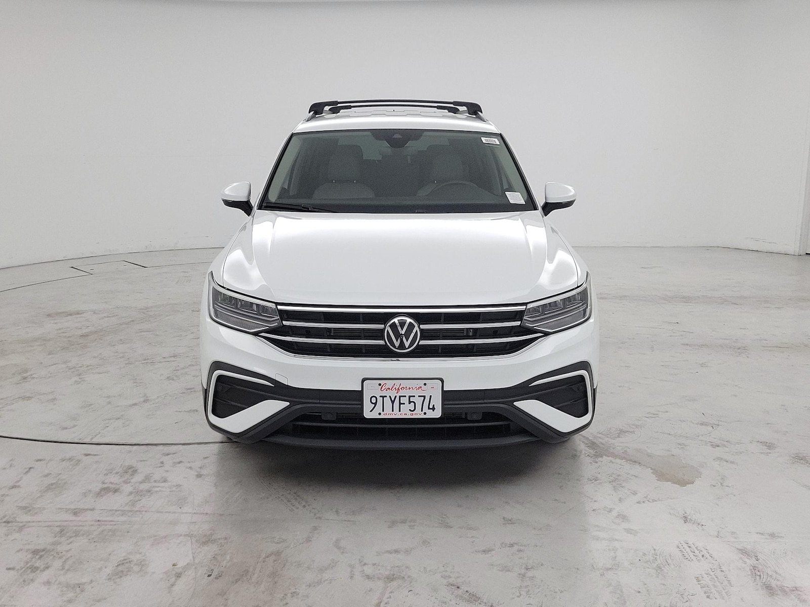 2024 Volkswagen Tiguan S - Photo 2