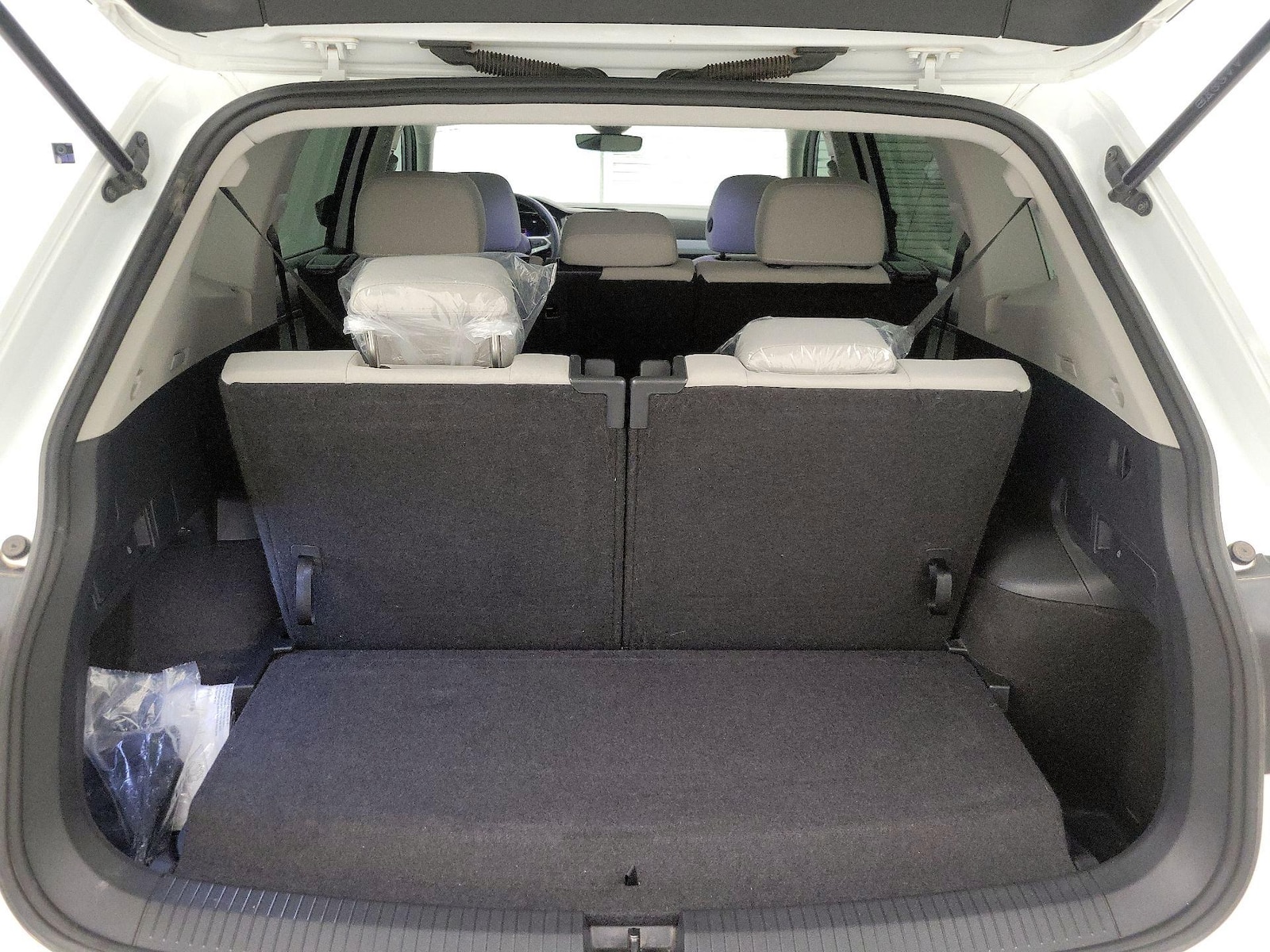 2024 Volkswagen Tiguan S - Photo 21
