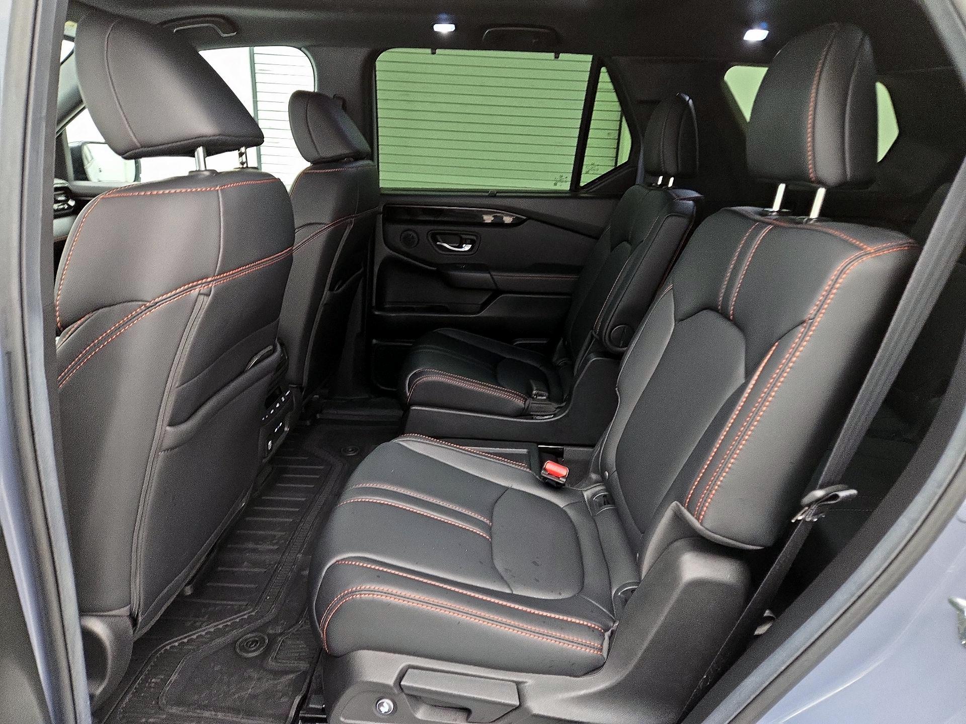 Thumbnail: 2025 Honda Pilot - 20