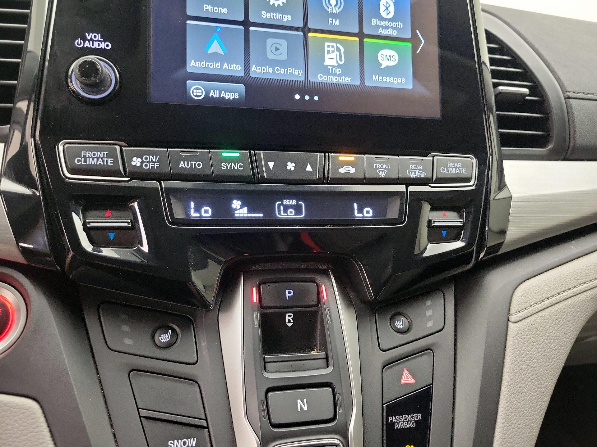 Thumbnail: 2019 Honda Odyssey - 16