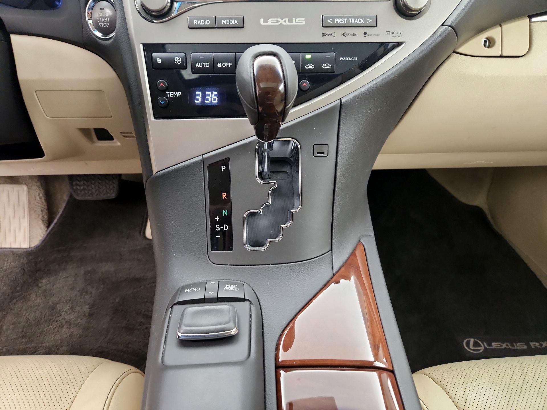 Thumbnail: 2015 Lexus RX - 18