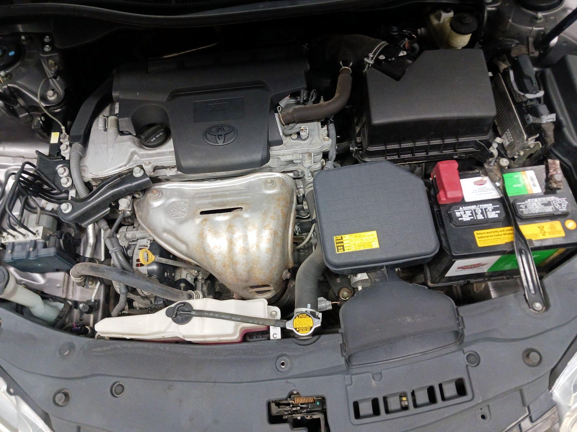 Thumbnail: 2015 Toyota Camry - 18