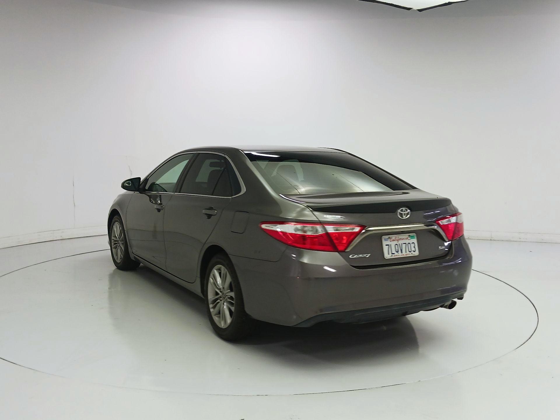 Thumbnail: 2015 Toyota Camry - 7