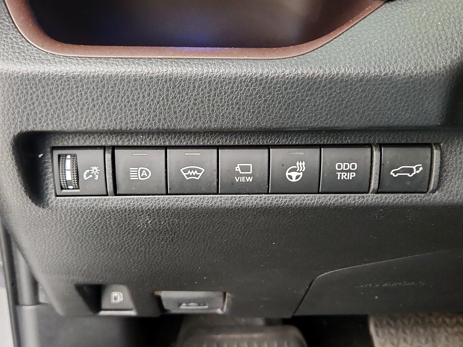 Thumbnail: 2023 Toyota RAV4 - 13