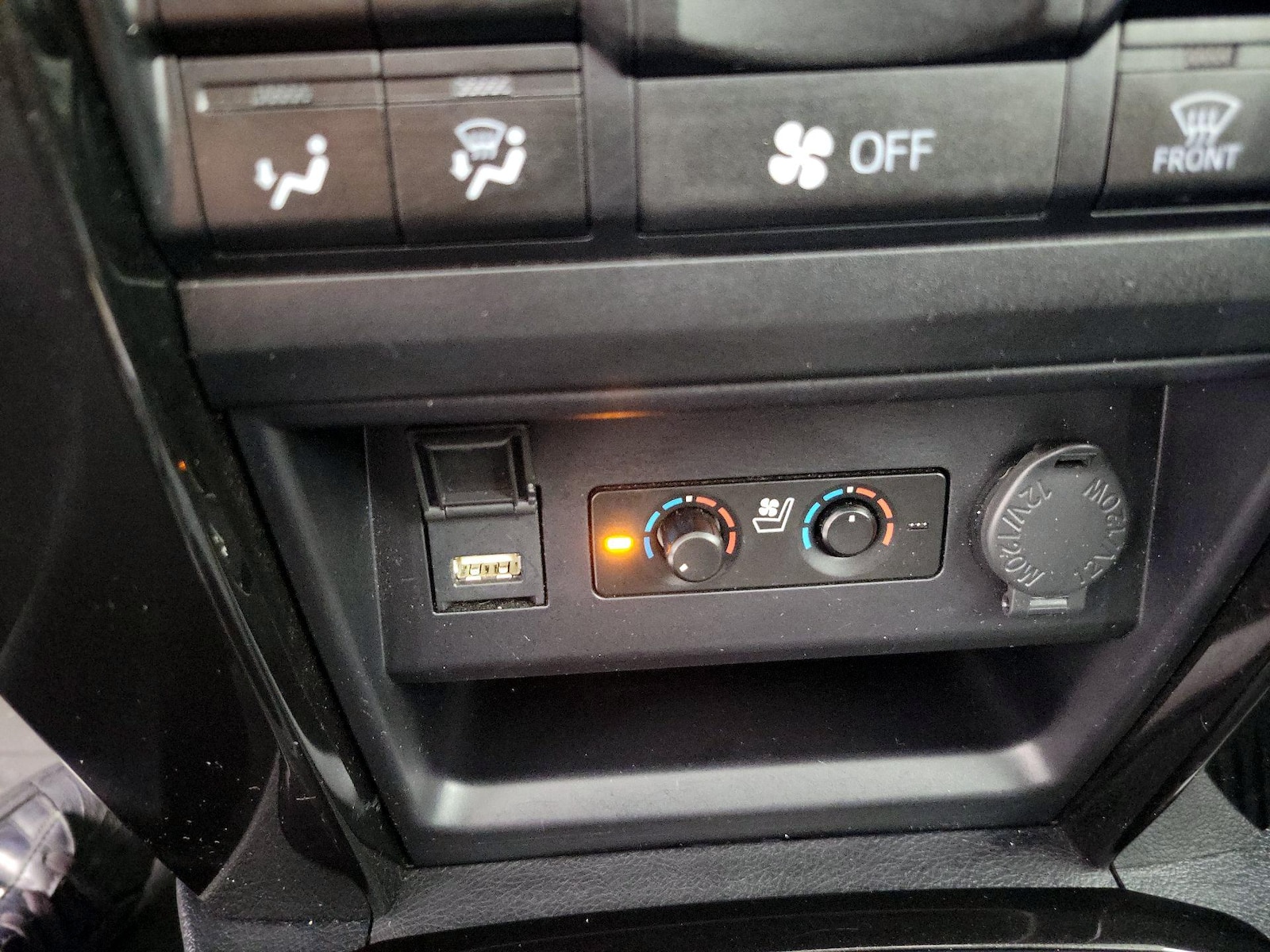 2021 Toyota 4Runner Night Shade - Photo 19