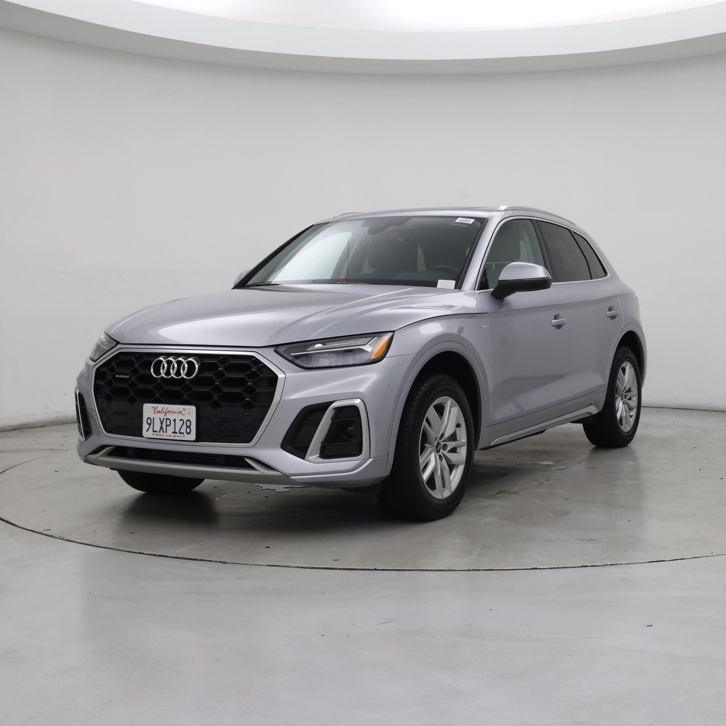 Thumbnail: 2022 Audi Q5 - 4