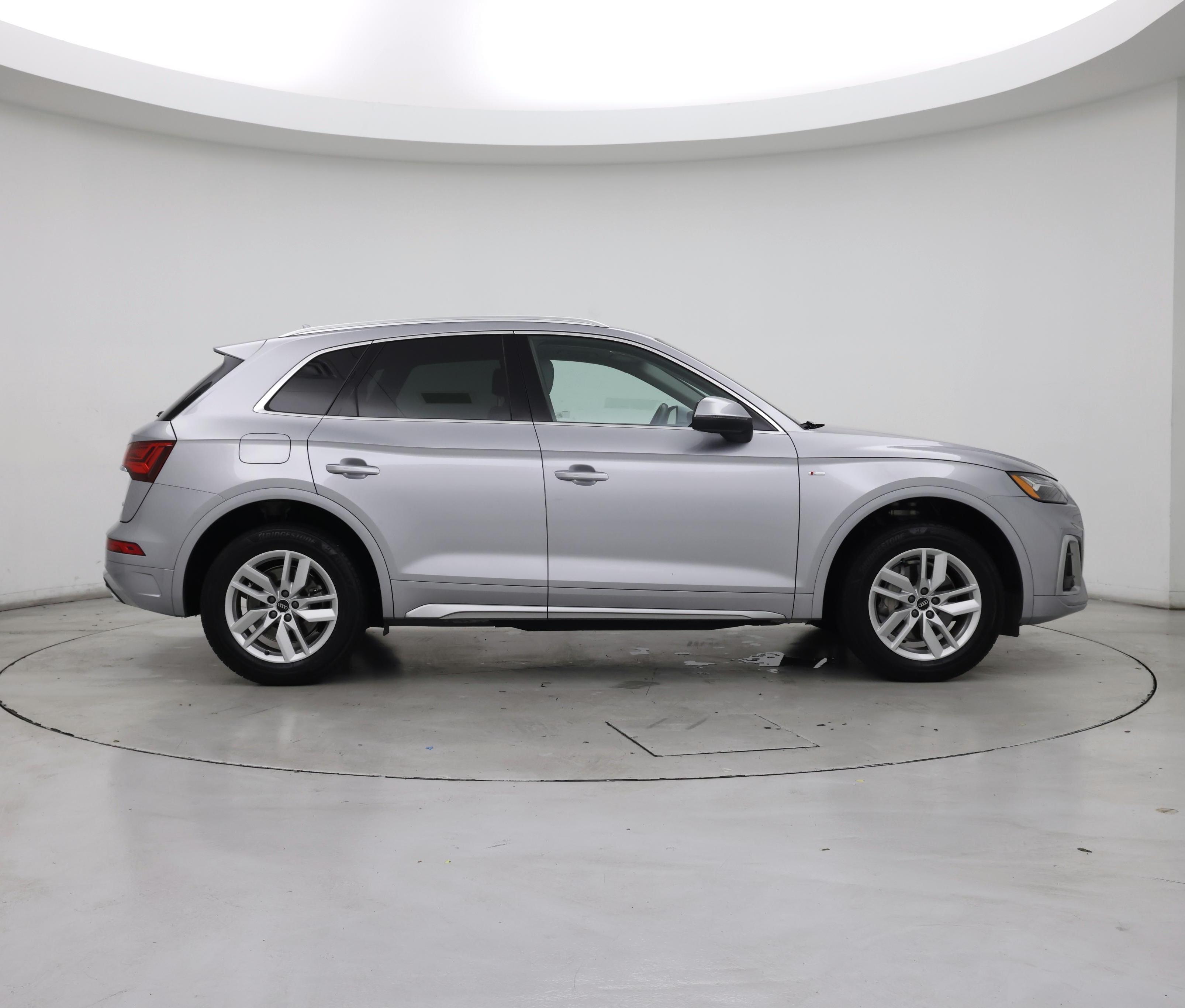 Thumbnail: 2022 Audi Q5 - 7