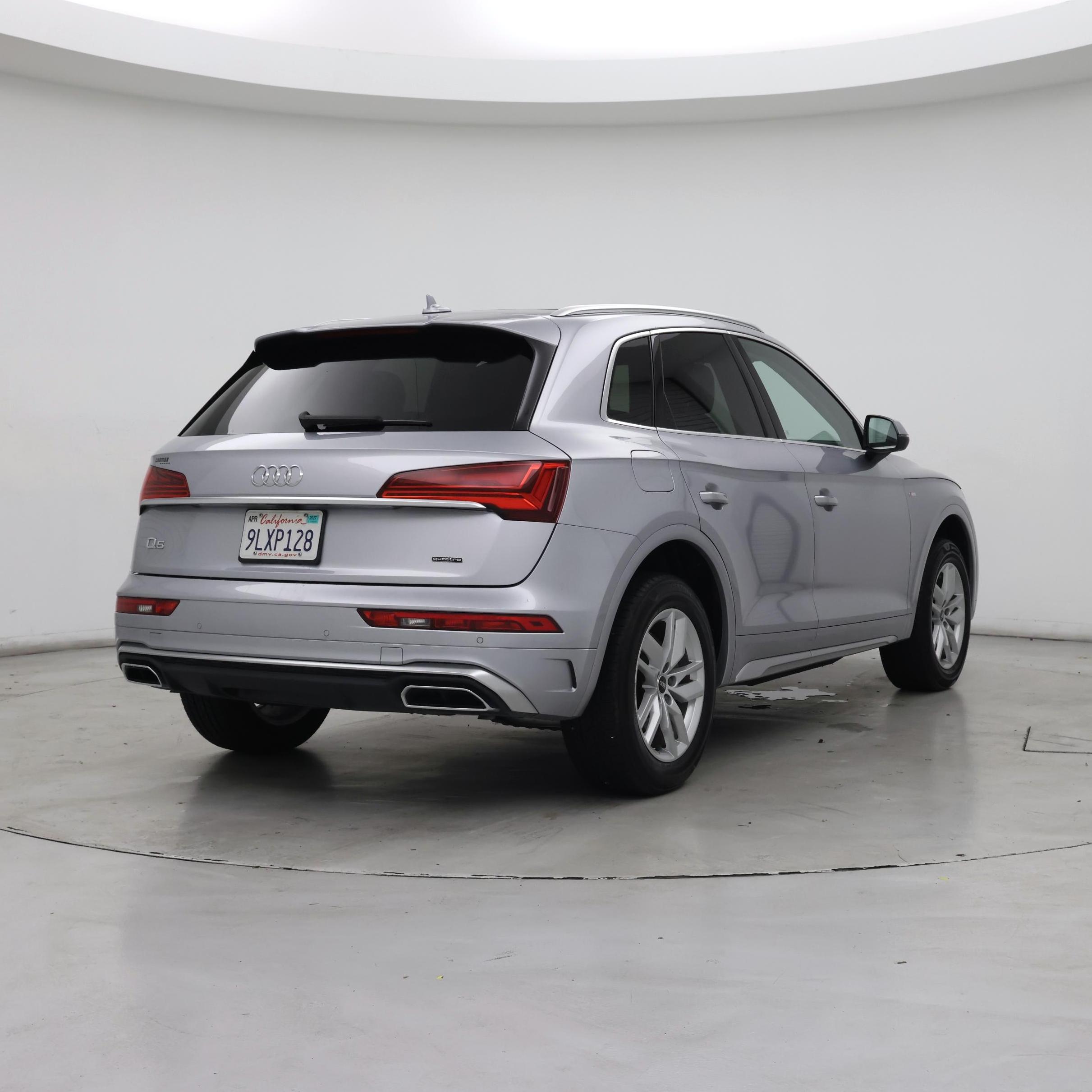 Thumbnail: 2022 Audi Q5 - 8
