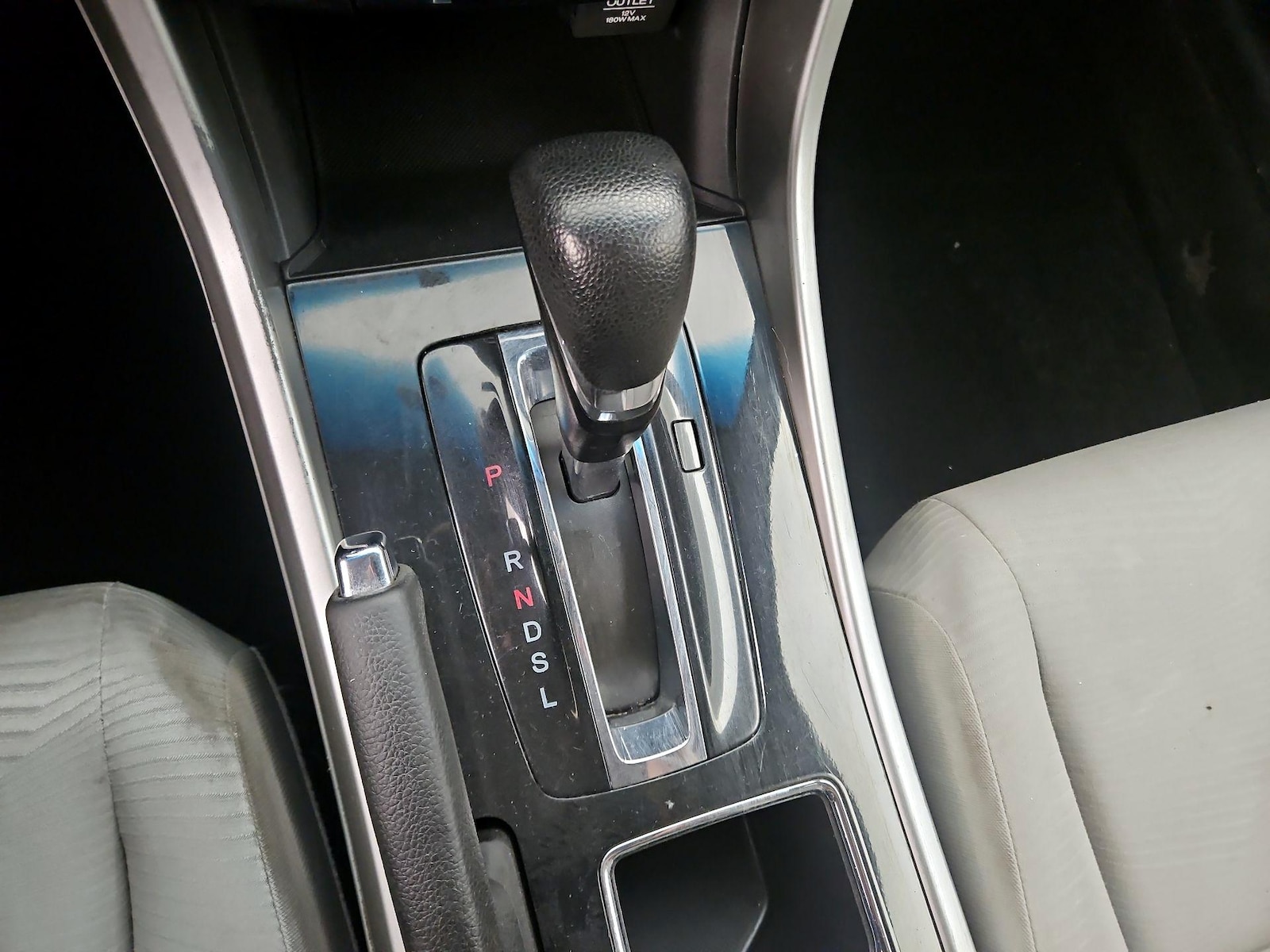 2017 Honda Accord LX - Photo 18