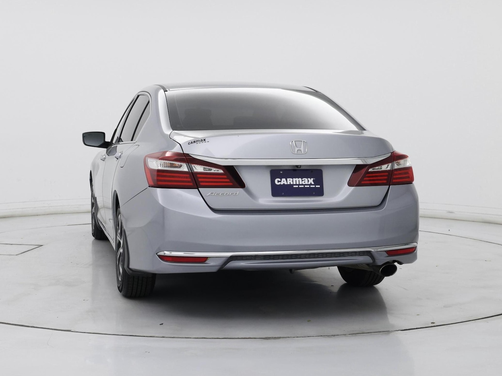 2017 Honda Accord LX - Photo 7