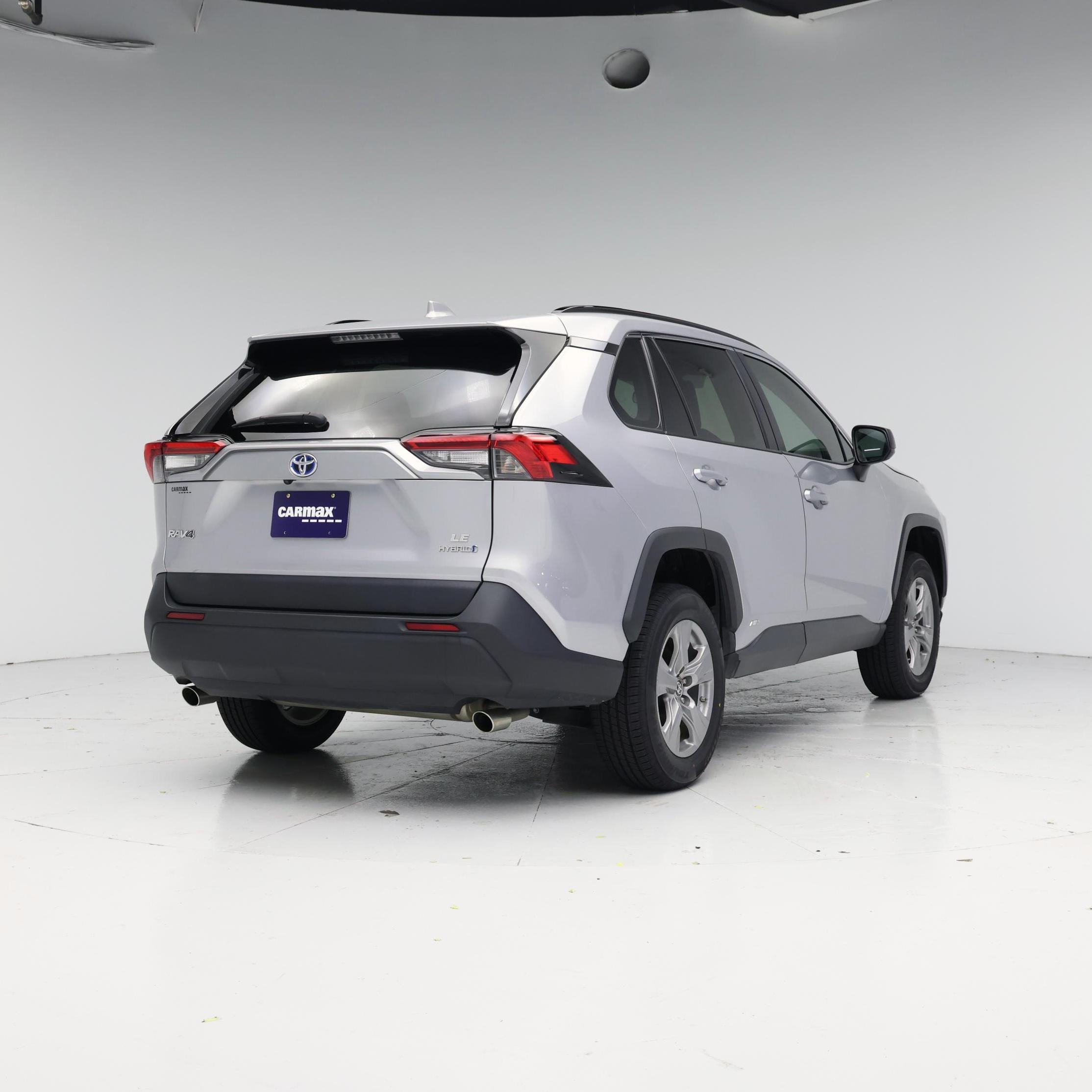 Thumbnail: 2024 Toyota RAV4 - 8
