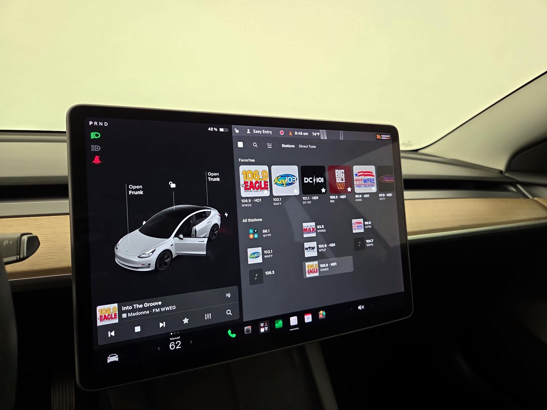 Thumbnail: 2021 Tesla Model 3 - 15