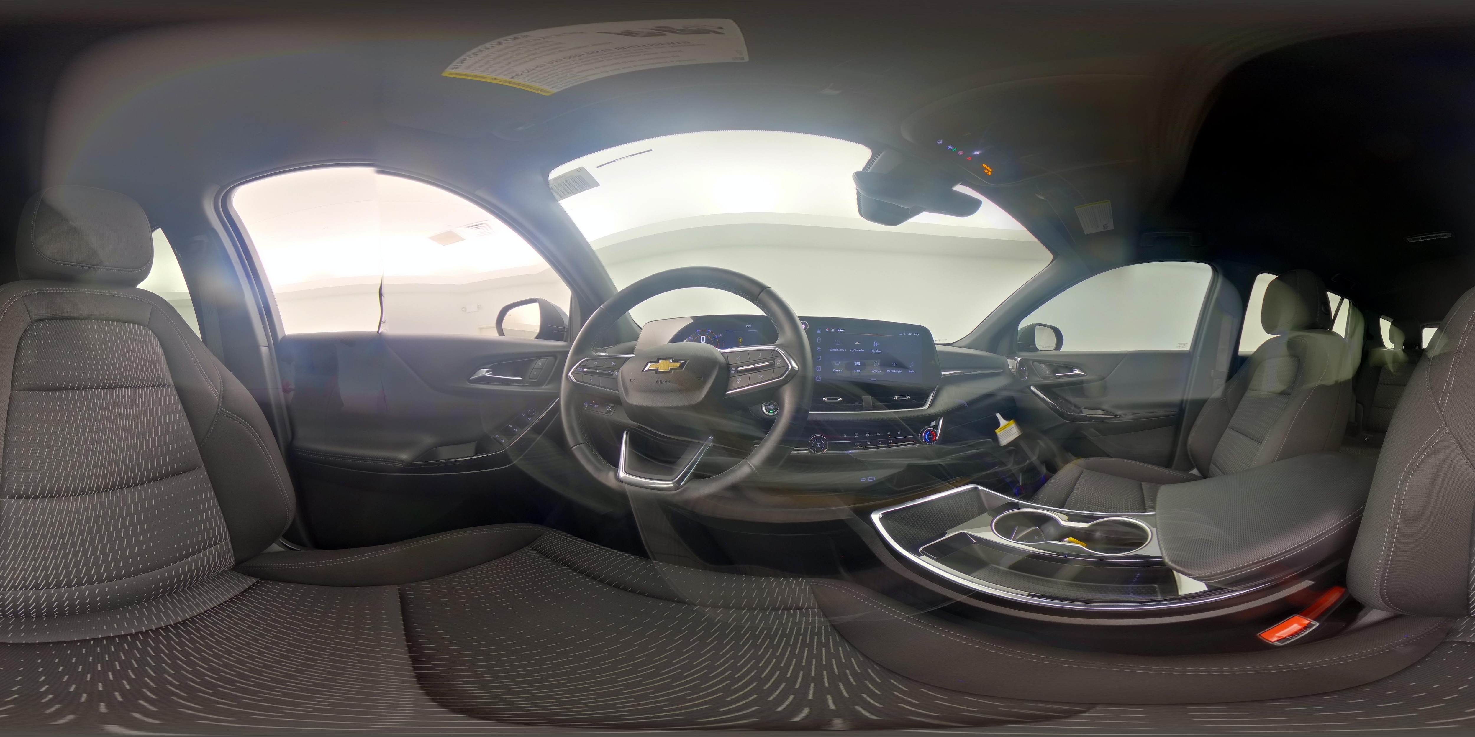 2025 Chevrolet Equinox LT - Photo 24