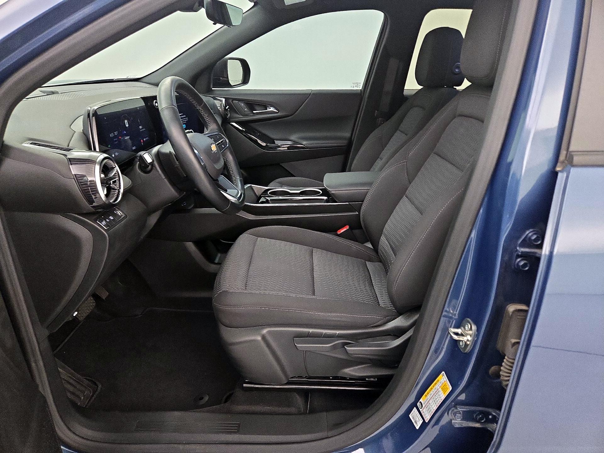 Thumbnail: 2025 Chevrolet Equinox - 11
