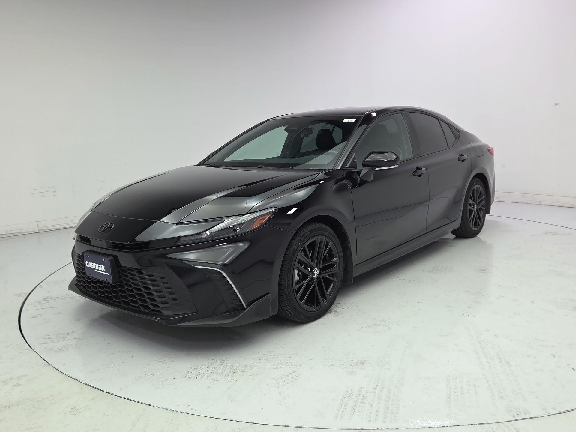 Thumbnail: 2025 Toyota Camry - 3