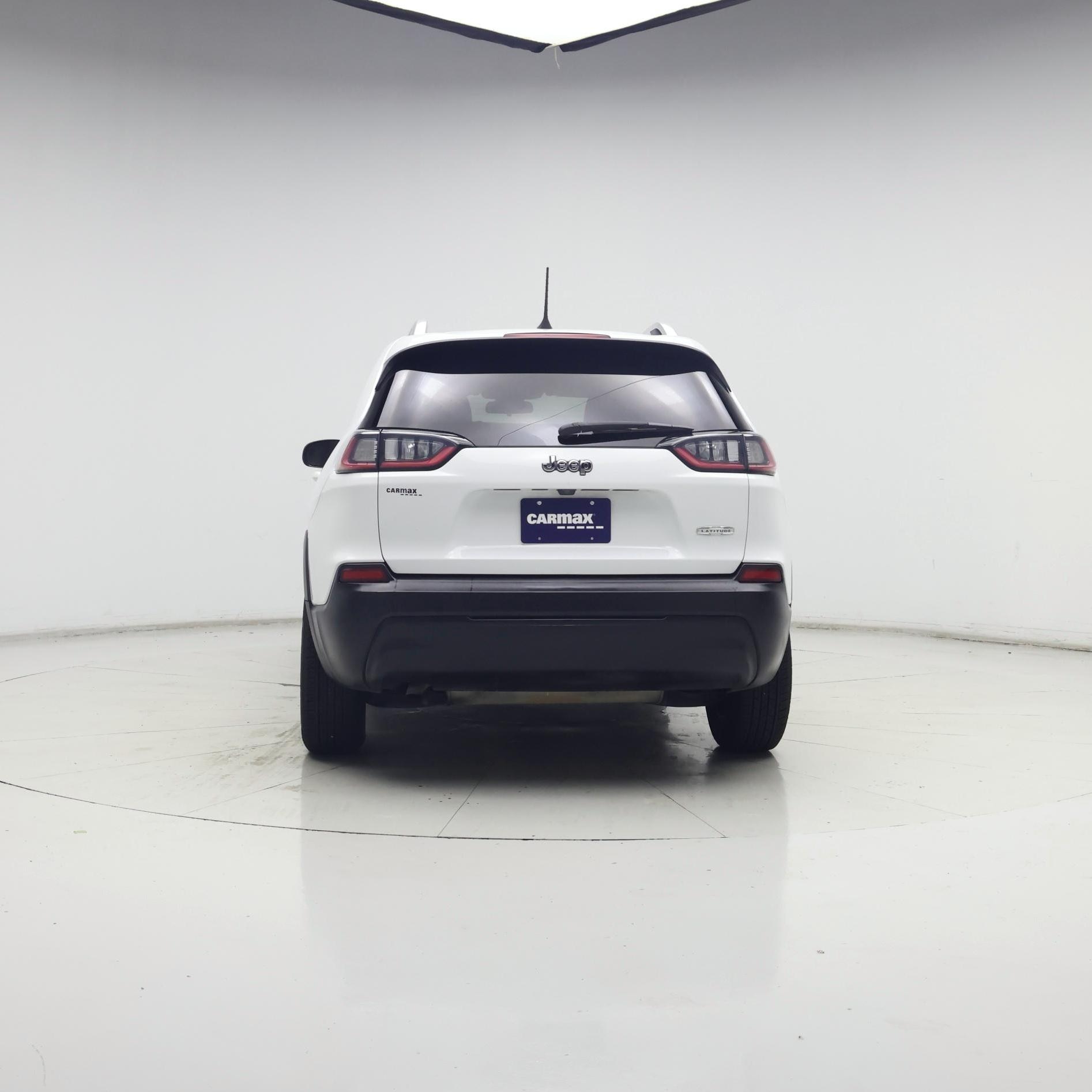 Thumbnail: 2019 Jeep Cherokee - 6