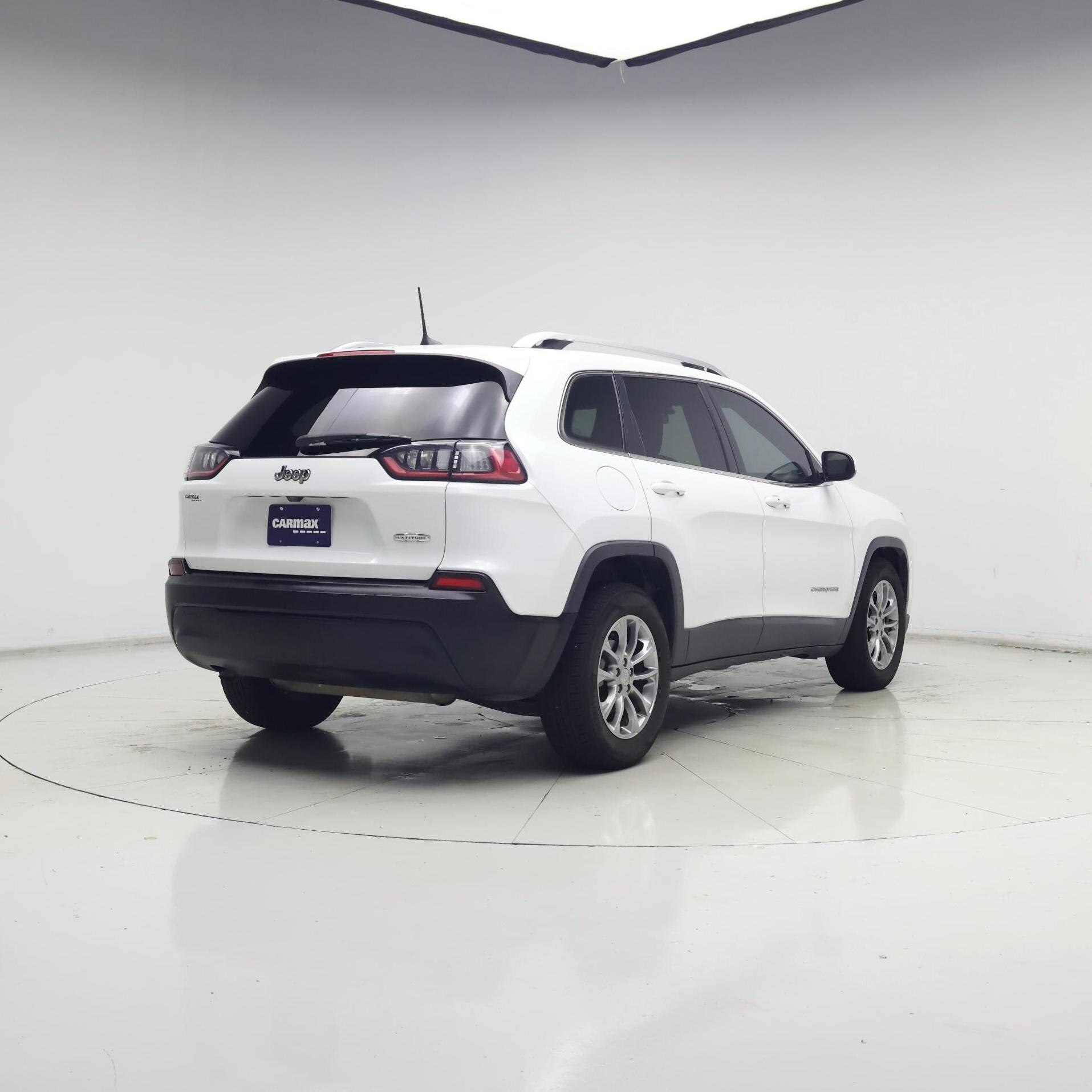 Thumbnail: 2019 Jeep Cherokee - 8