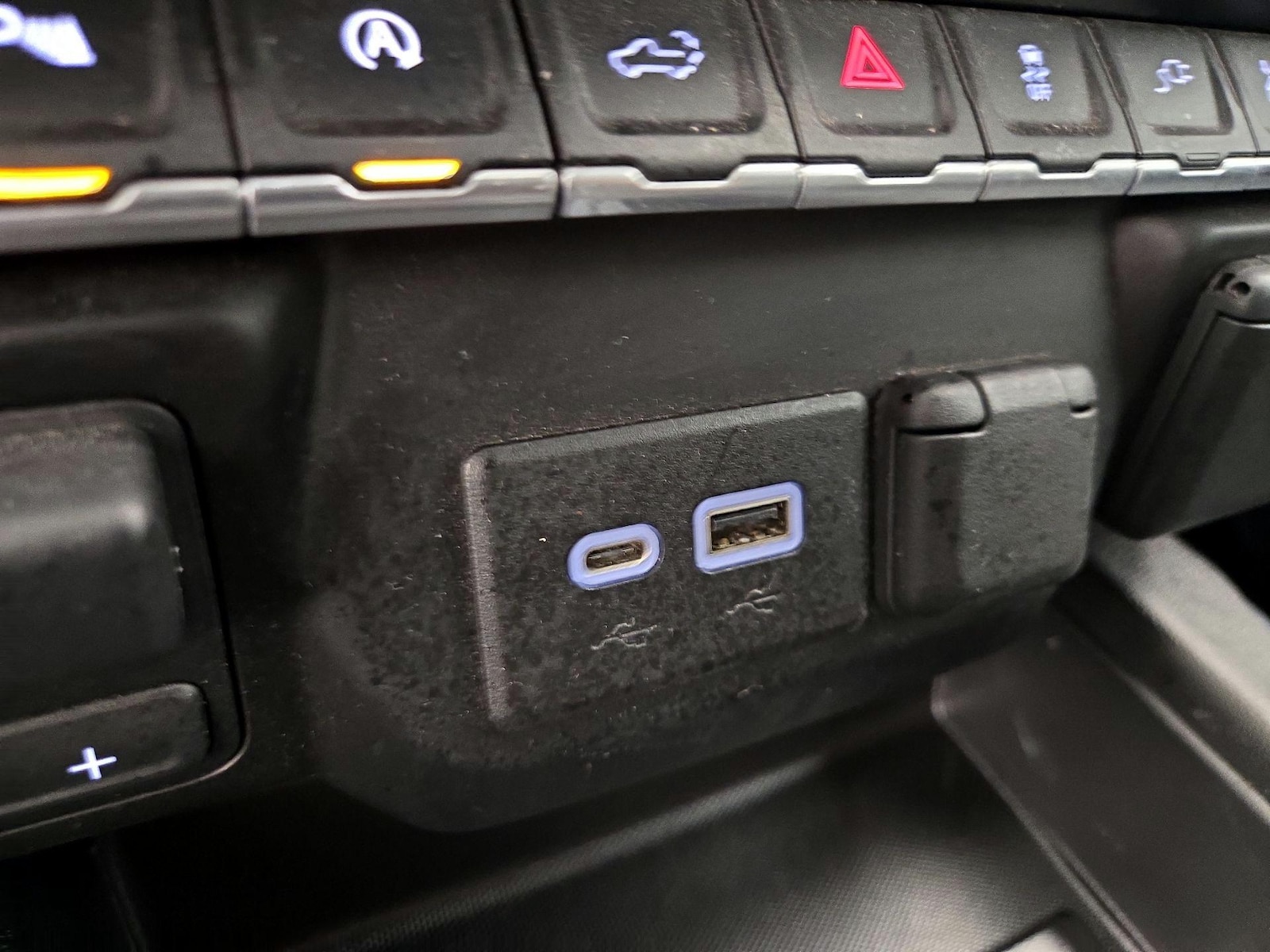 2021 GMC Sierra 1500 SLT - Photo 19