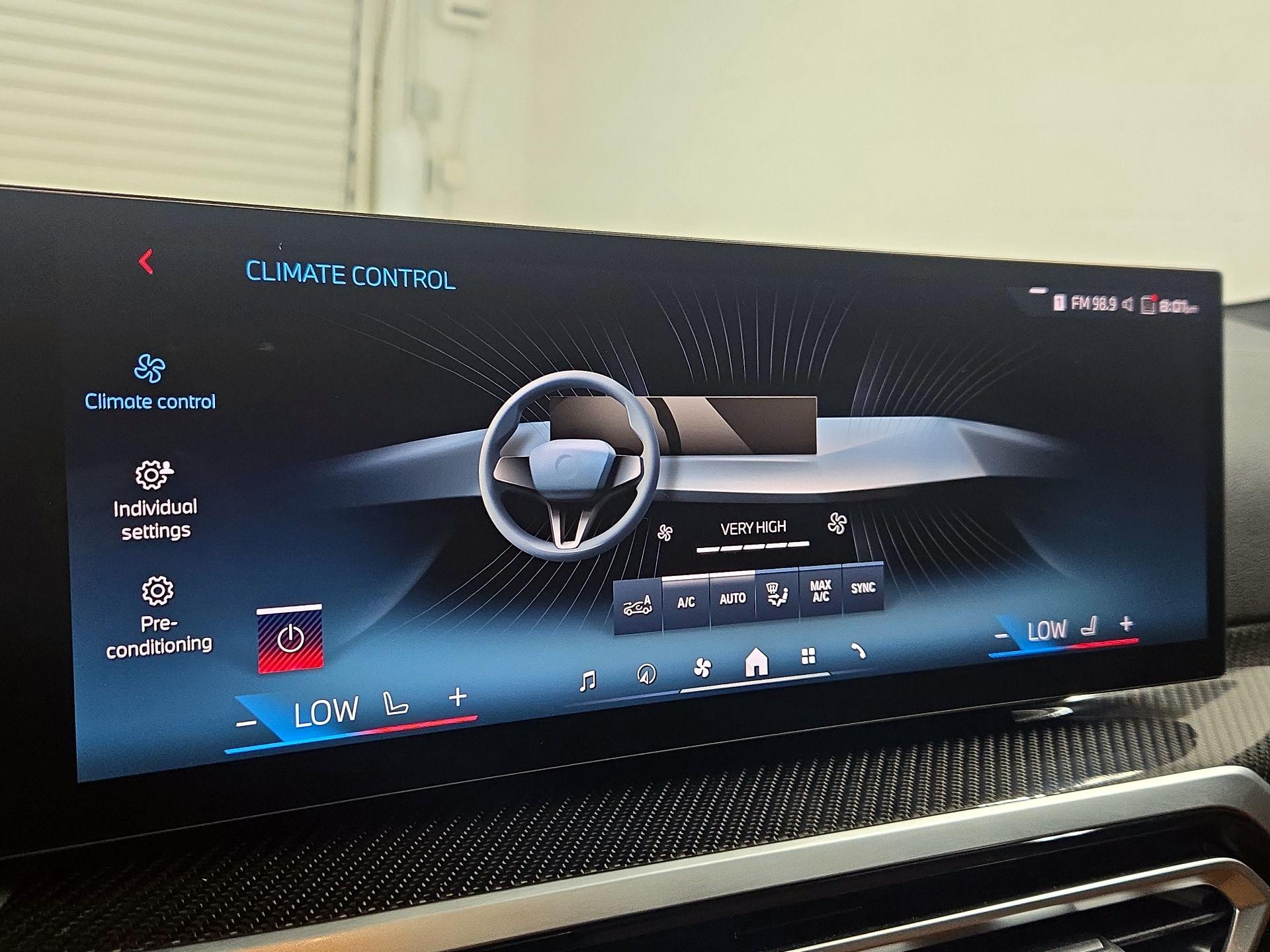 Thumbnail: 2024 BMW i4 - 17
