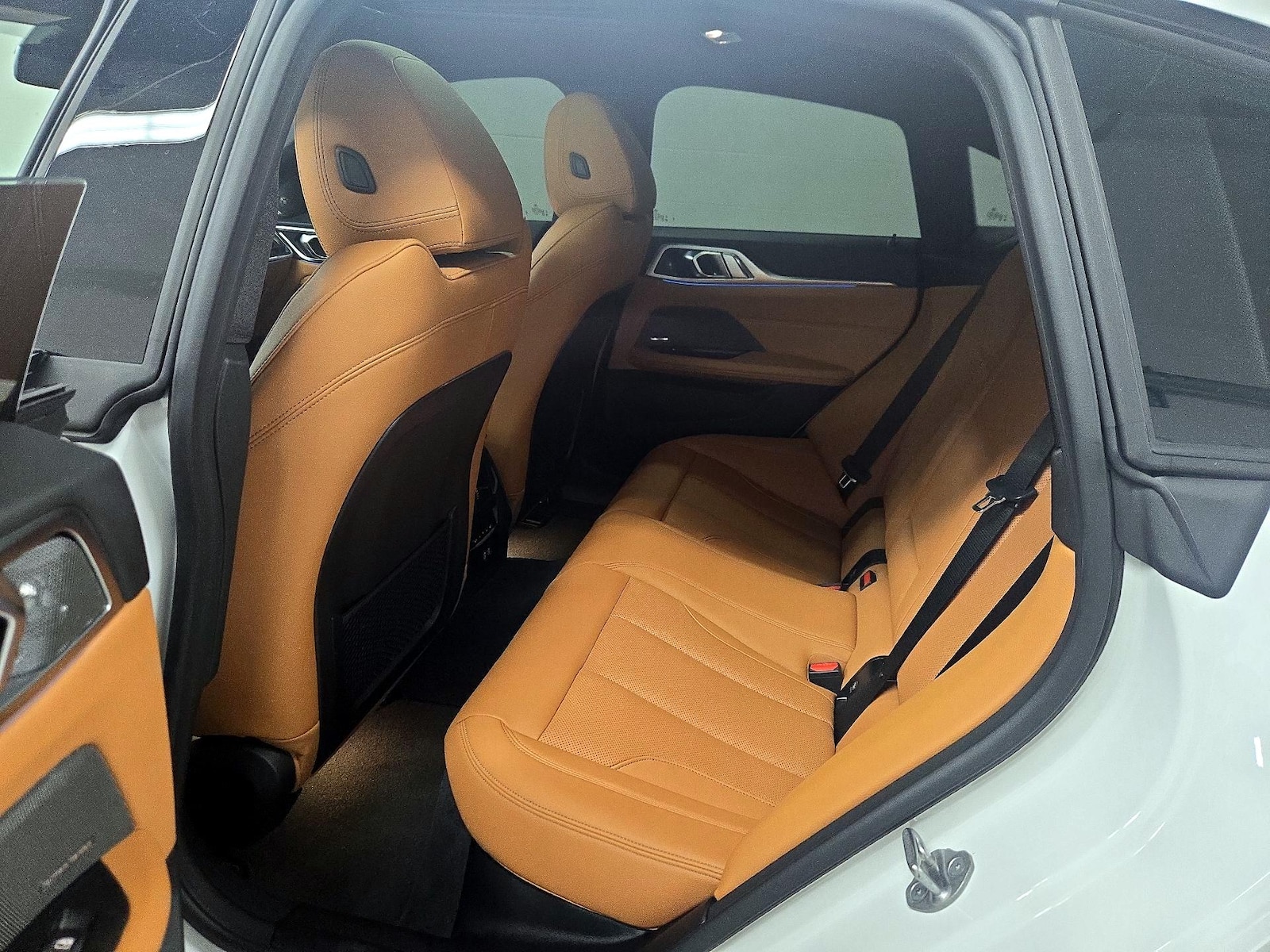 2024 BMW i4 M50 - Photo 22