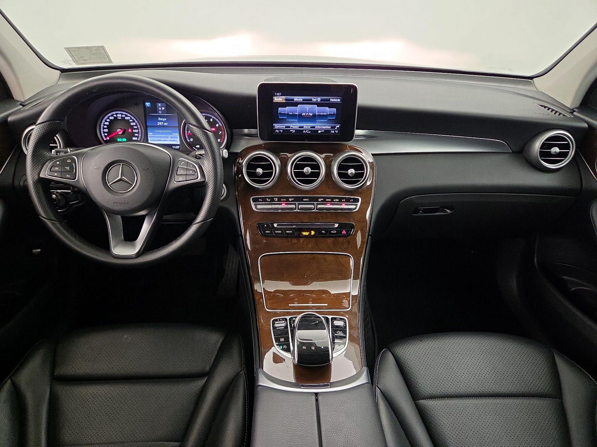 Thumbnail: 2016 Mercedes-Benz GLC - 9