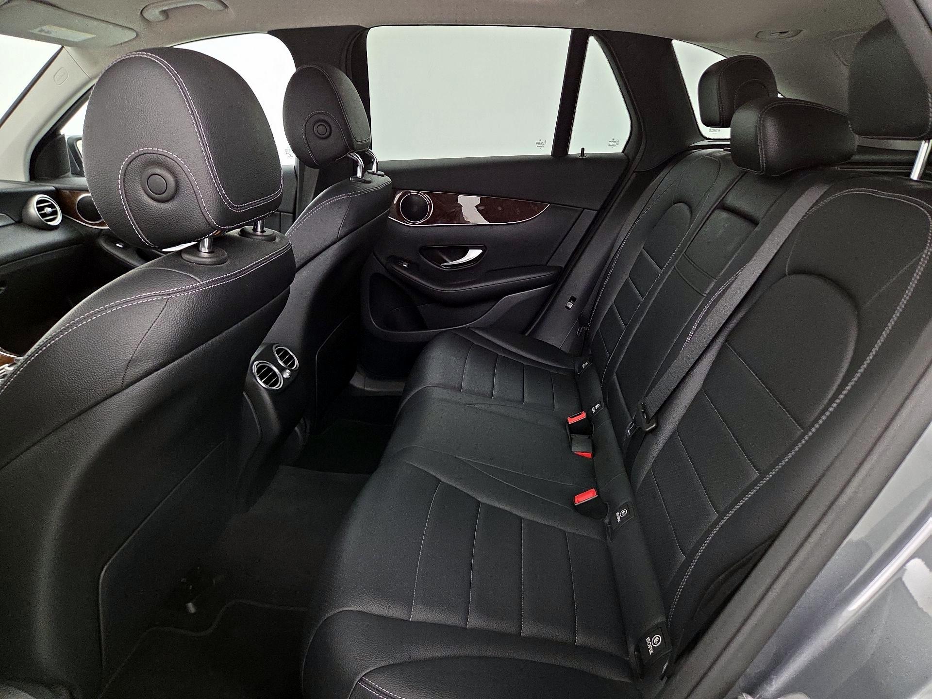 Thumbnail: 2016 Mercedes-Benz GLC - 19