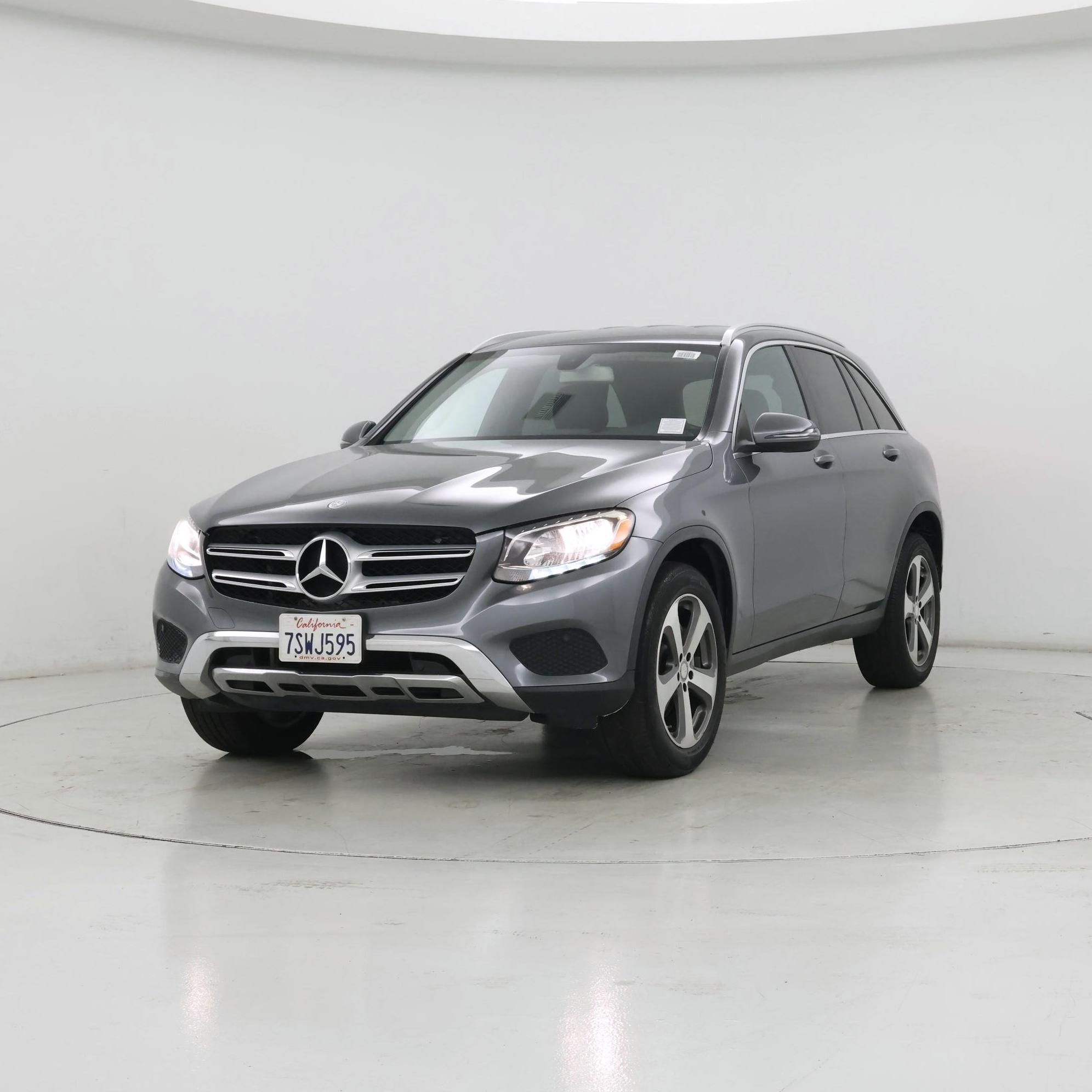 Thumbnail: 2016 Mercedes-Benz GLC - 4