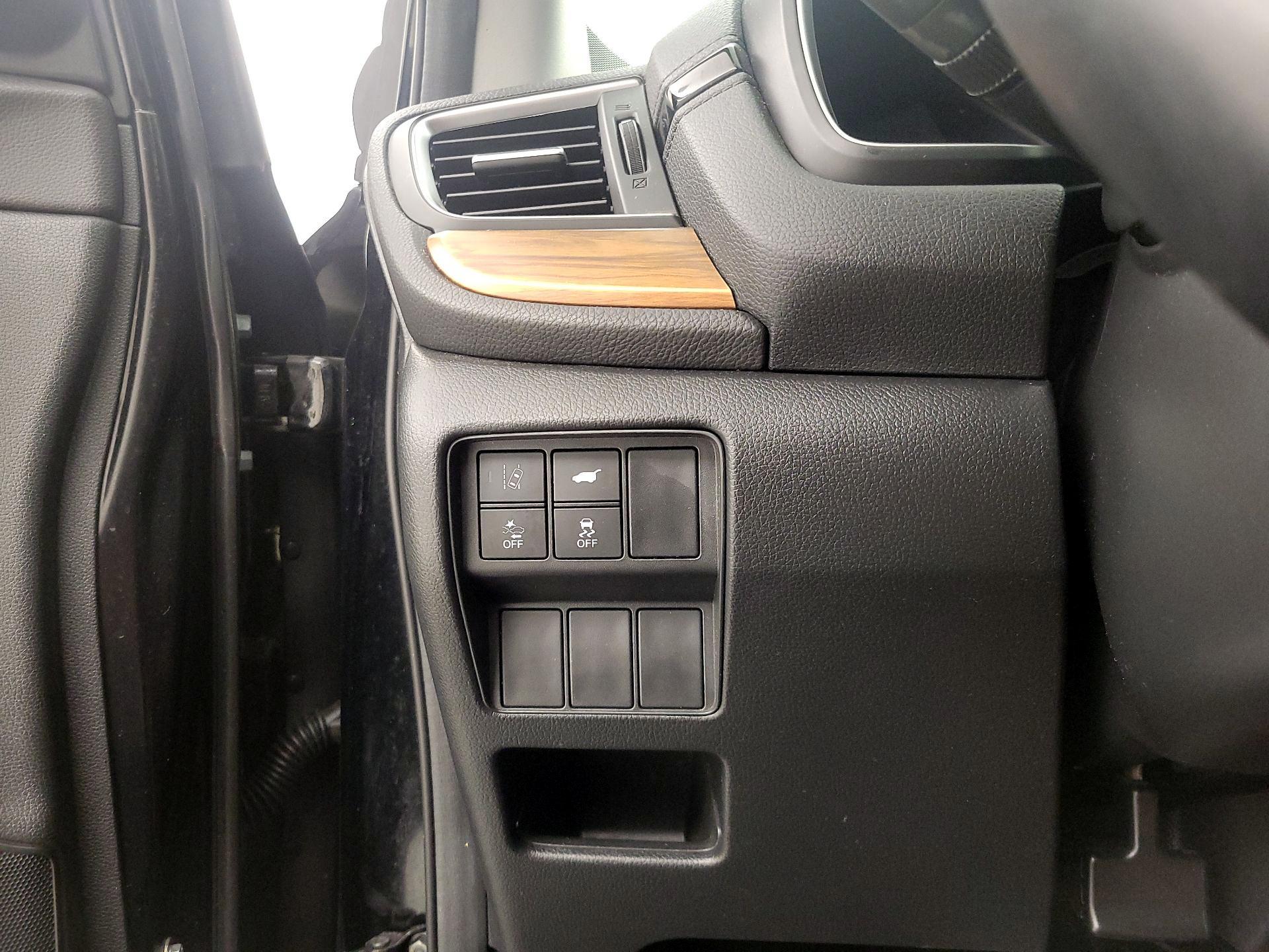 Thumbnail: 2017 Honda CR-V - 13