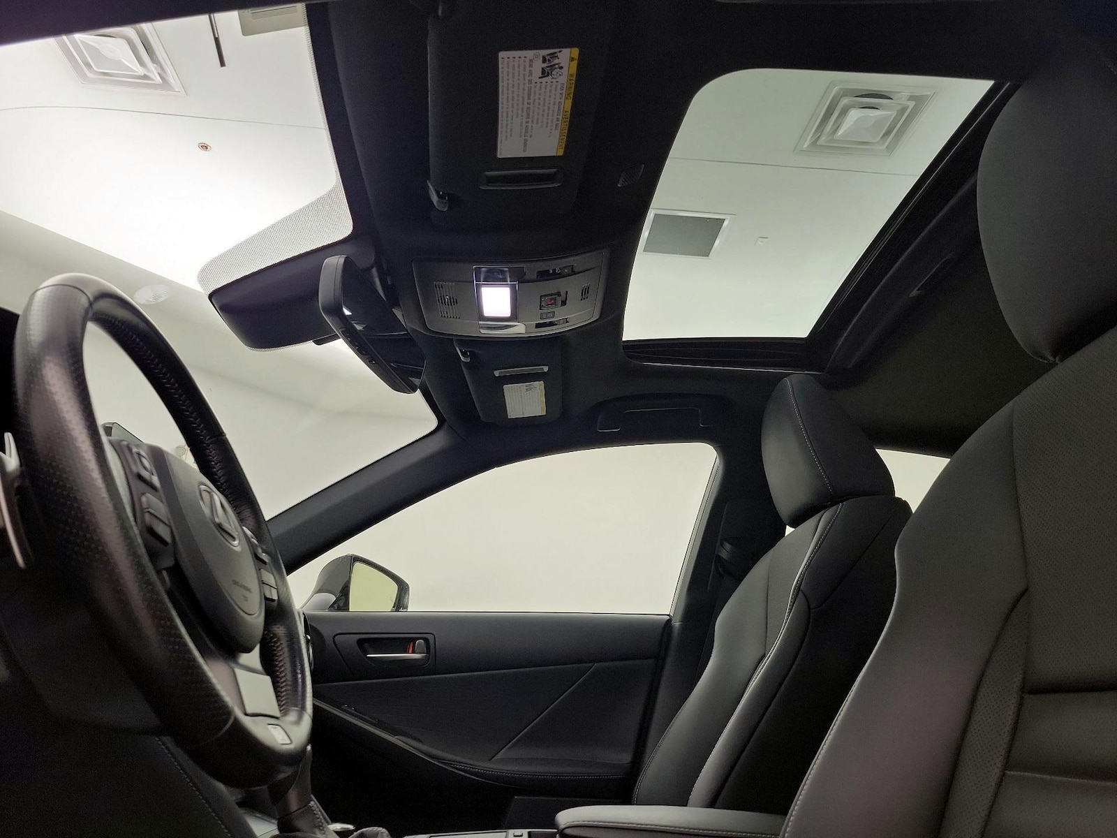 2025 Lexus IS 350 F SPORT - Photo 20