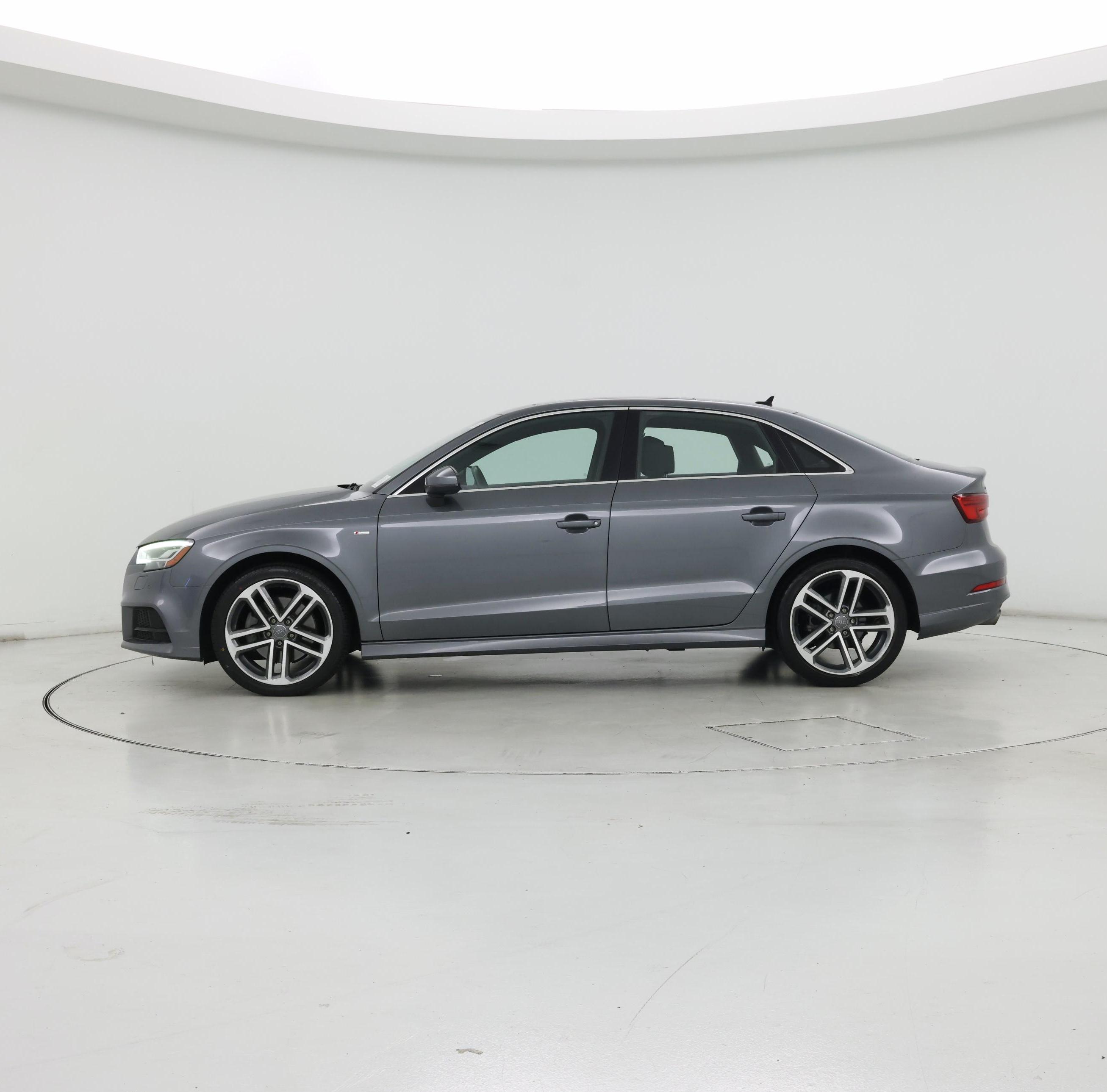 Thumbnail: 2019 Audi A3 - 3