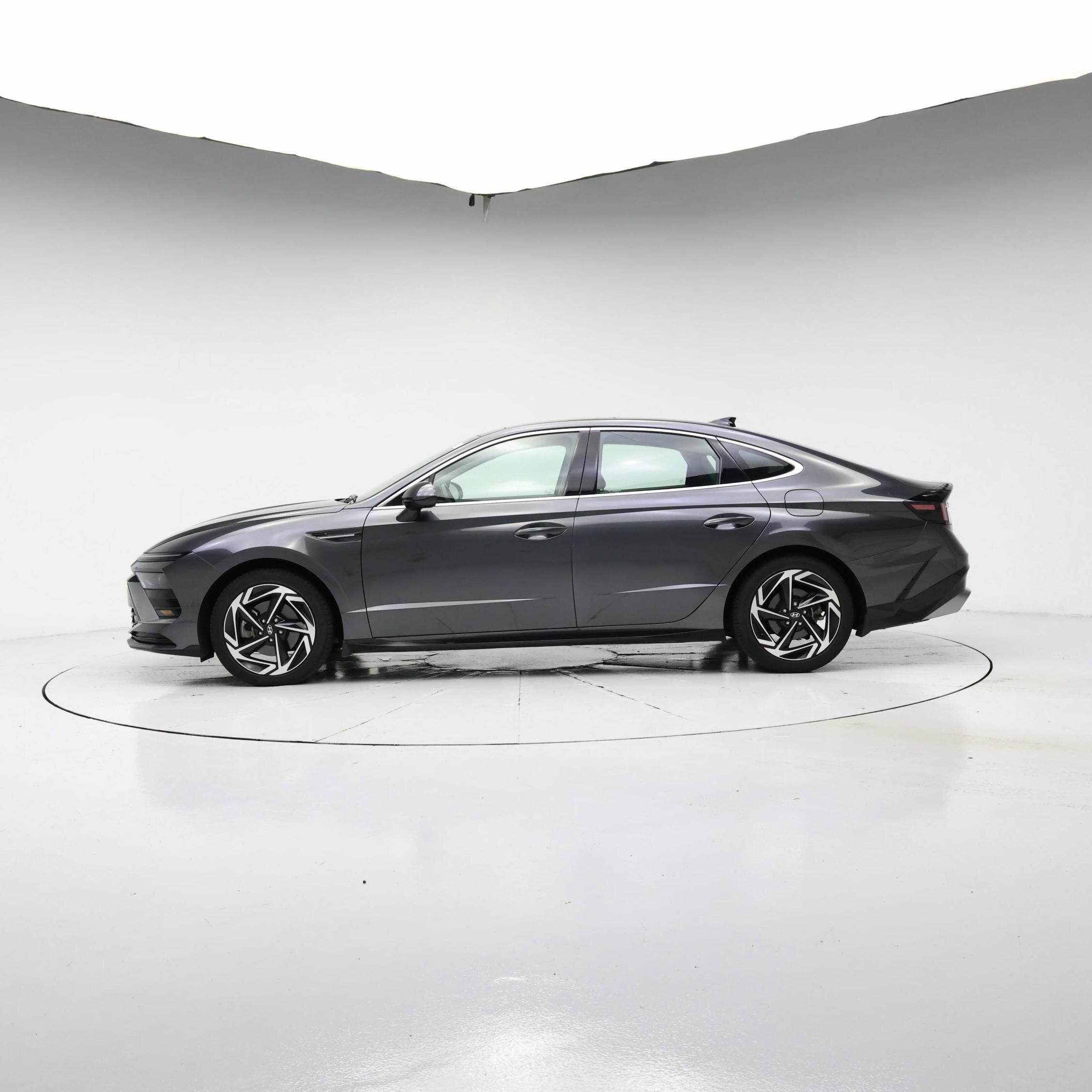 Thumbnail: 2024 Hyundai Sonata - 3