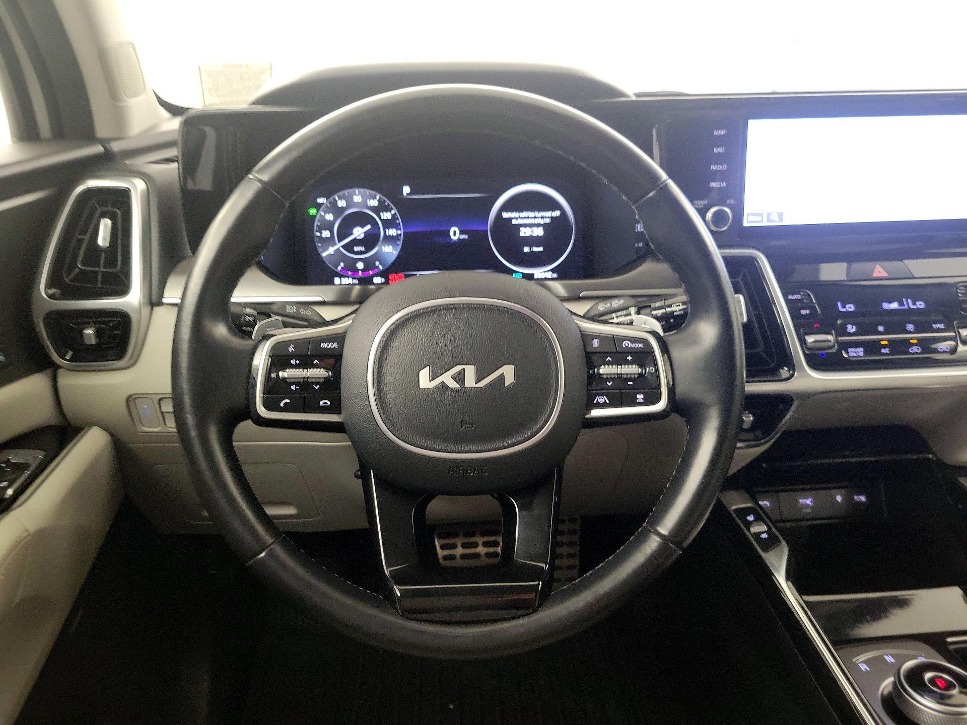 Thumbnail: 2023 Kia Sorento - 10