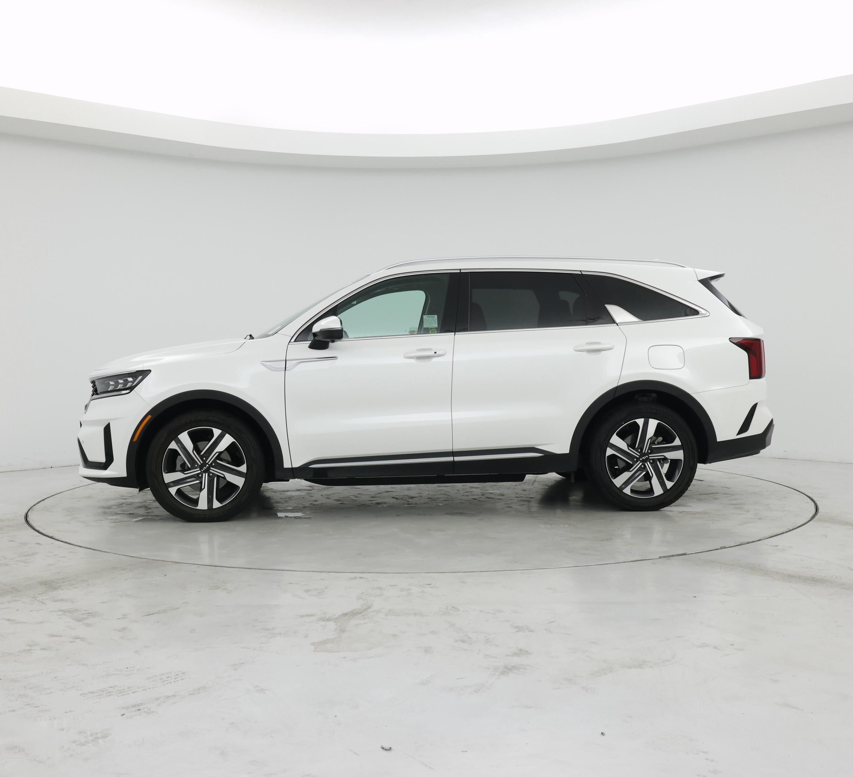 Thumbnail: 2023 Kia Sorento - 3