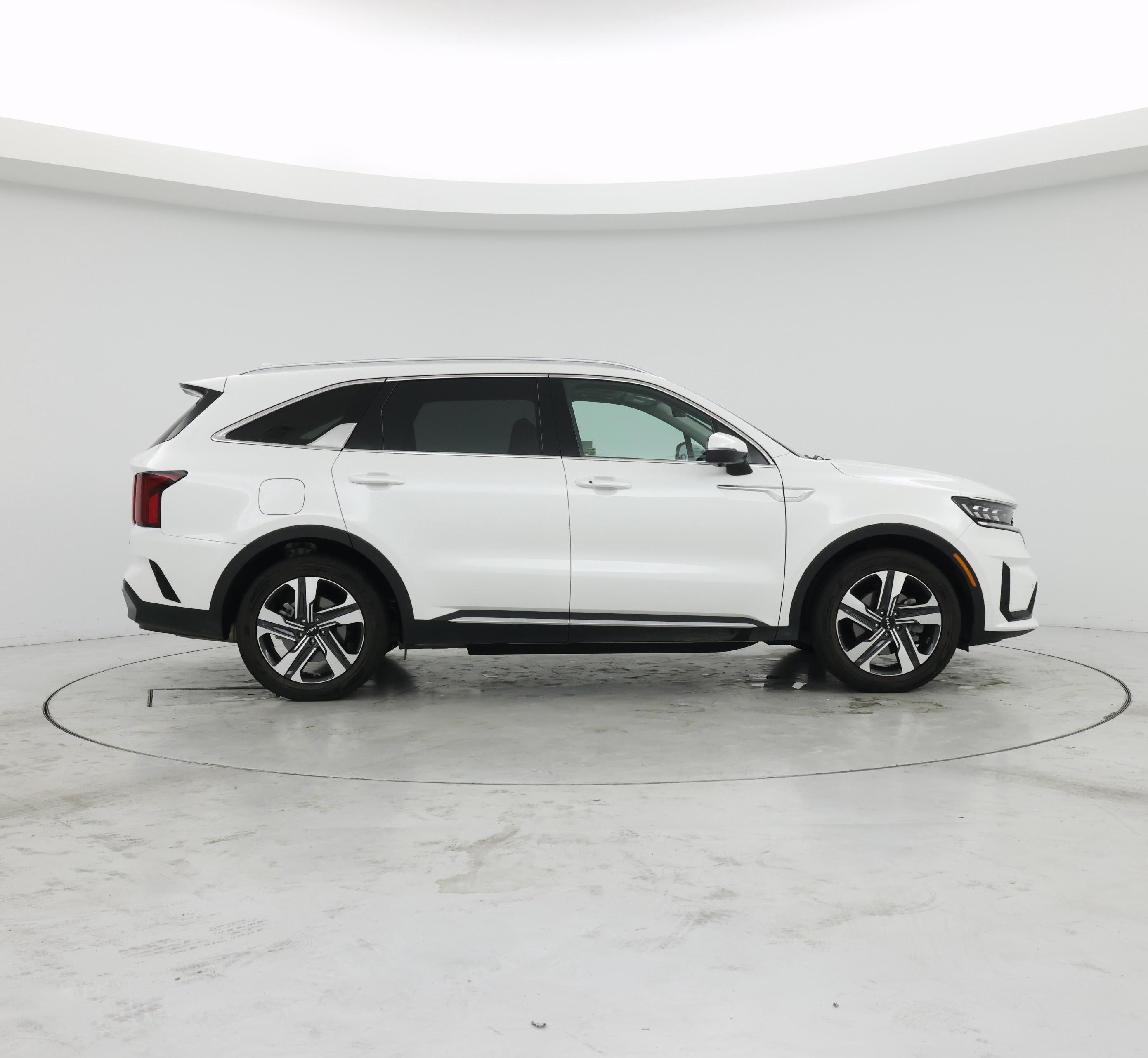 Thumbnail: 2023 Kia Sorento - 7