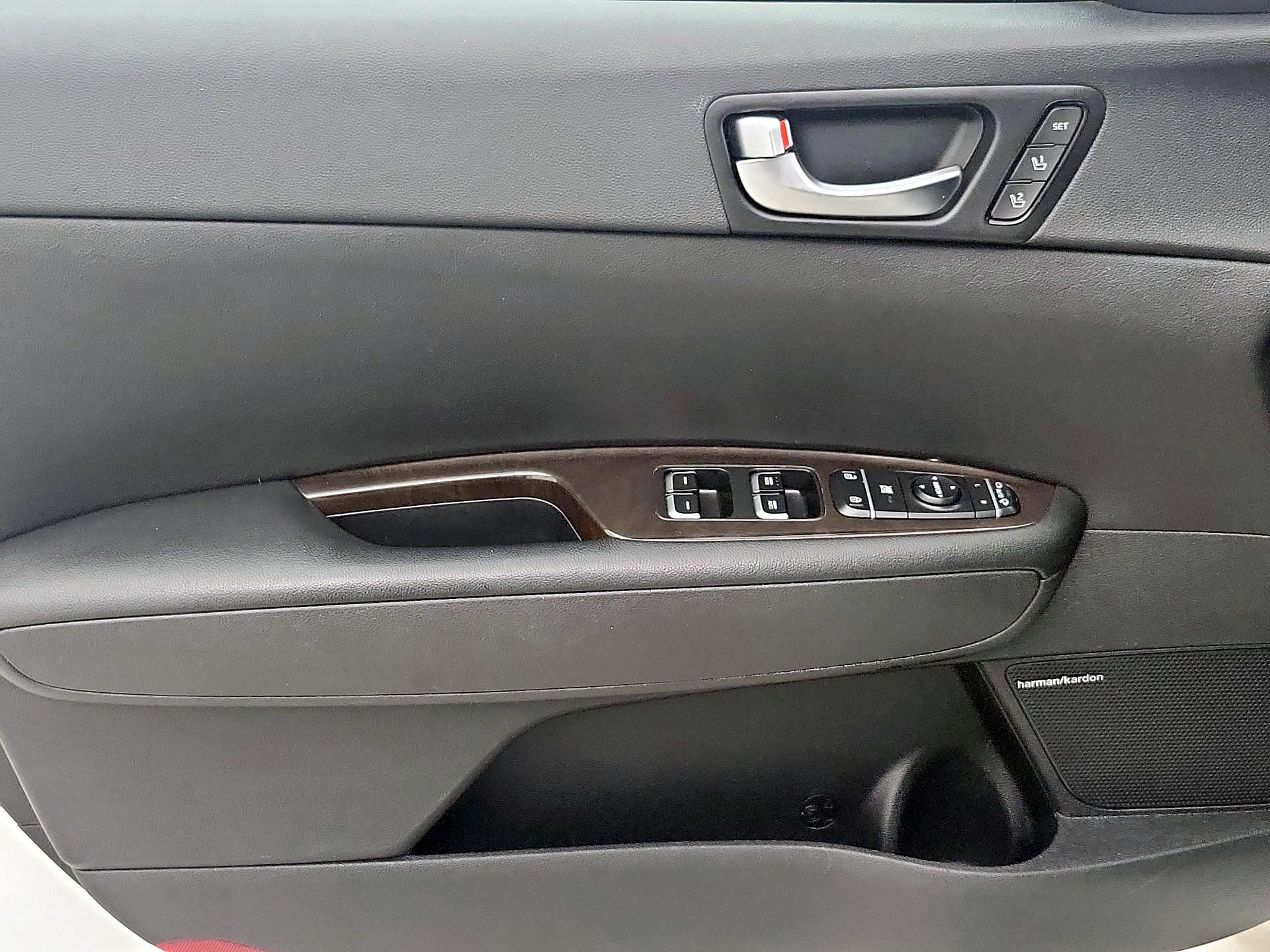 Thumbnail: 2016 Kia Optima - 12