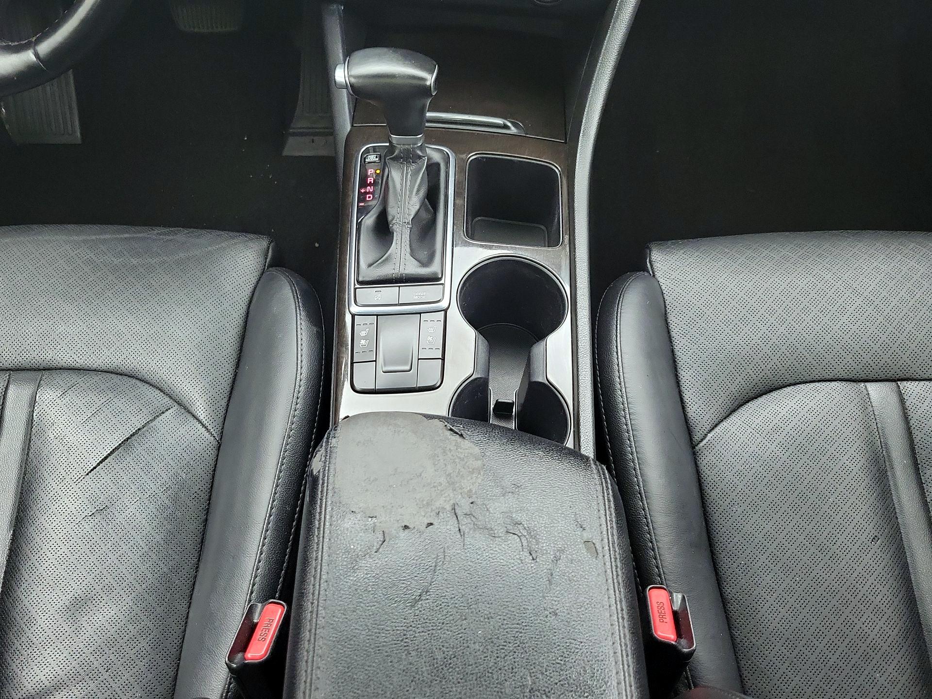 Thumbnail: 2016 Kia Optima - 18