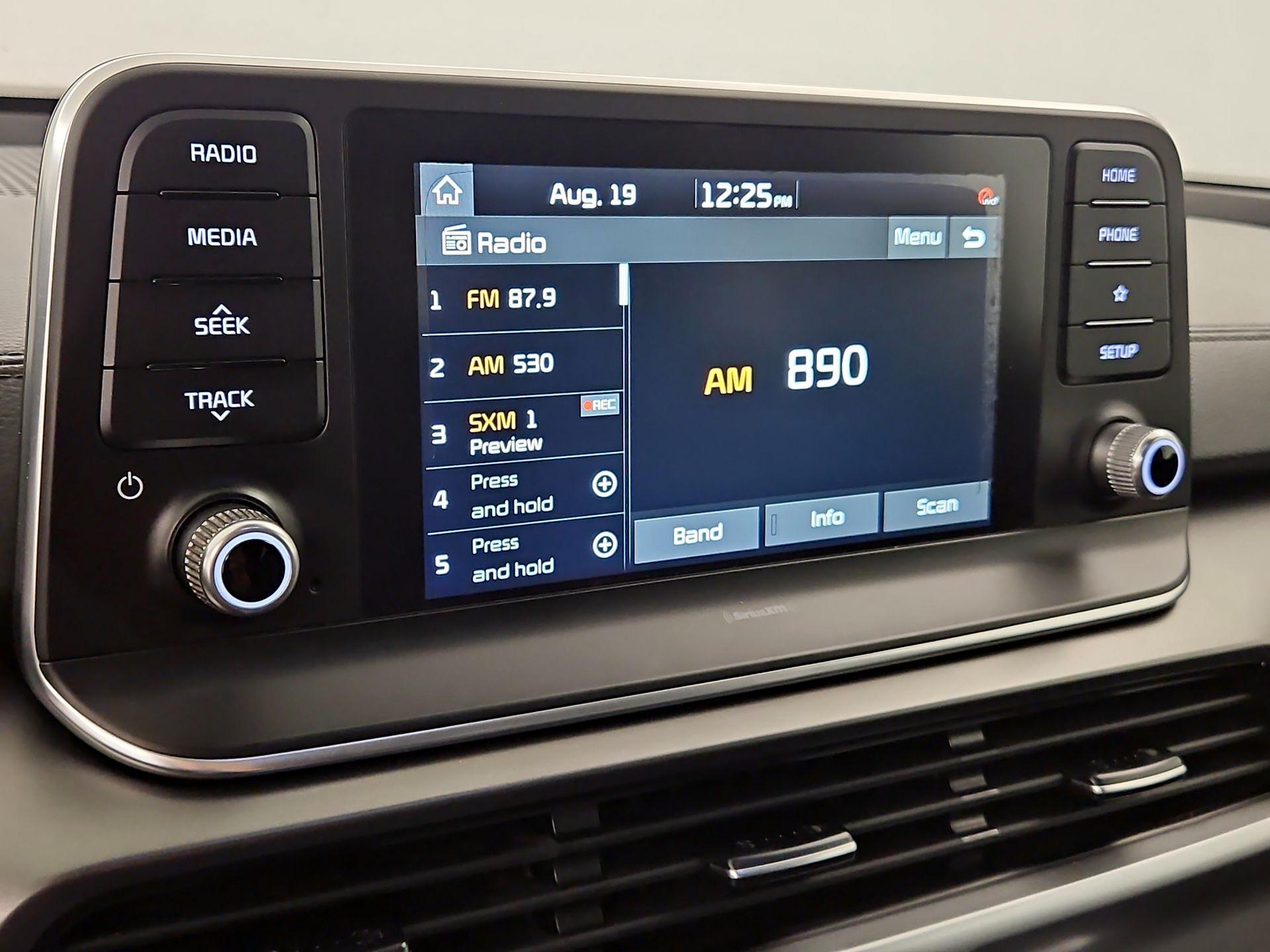 Thumbnail: 2021 Kia Telluride - 13