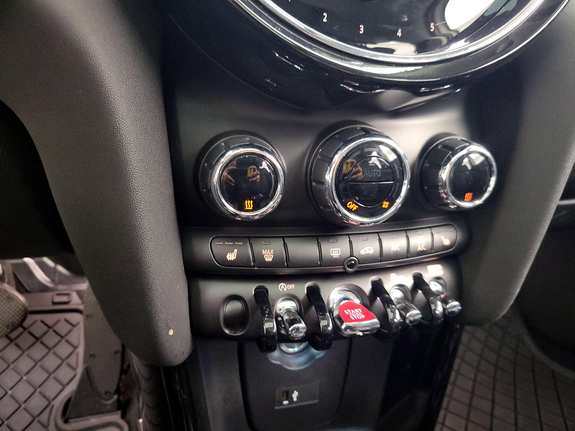 Thumbnail: 2023 MINI Cooper Hardtop - 16